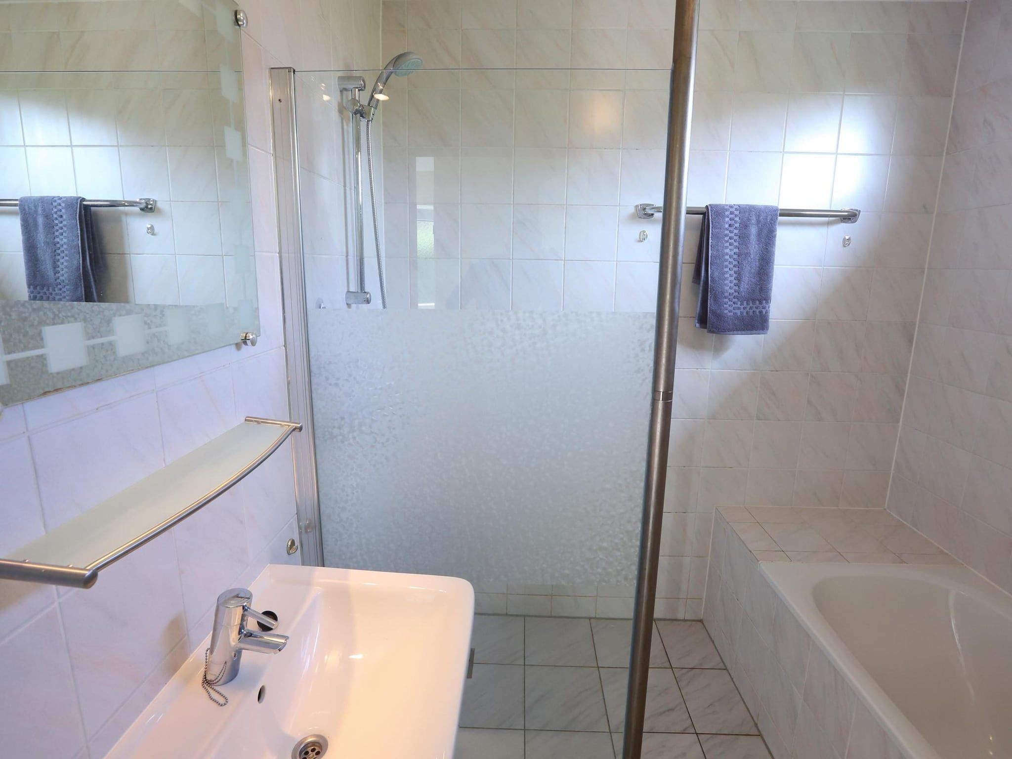 De badkamer van Vakantiepark Emslandermeer 1 in Vlagtwedde