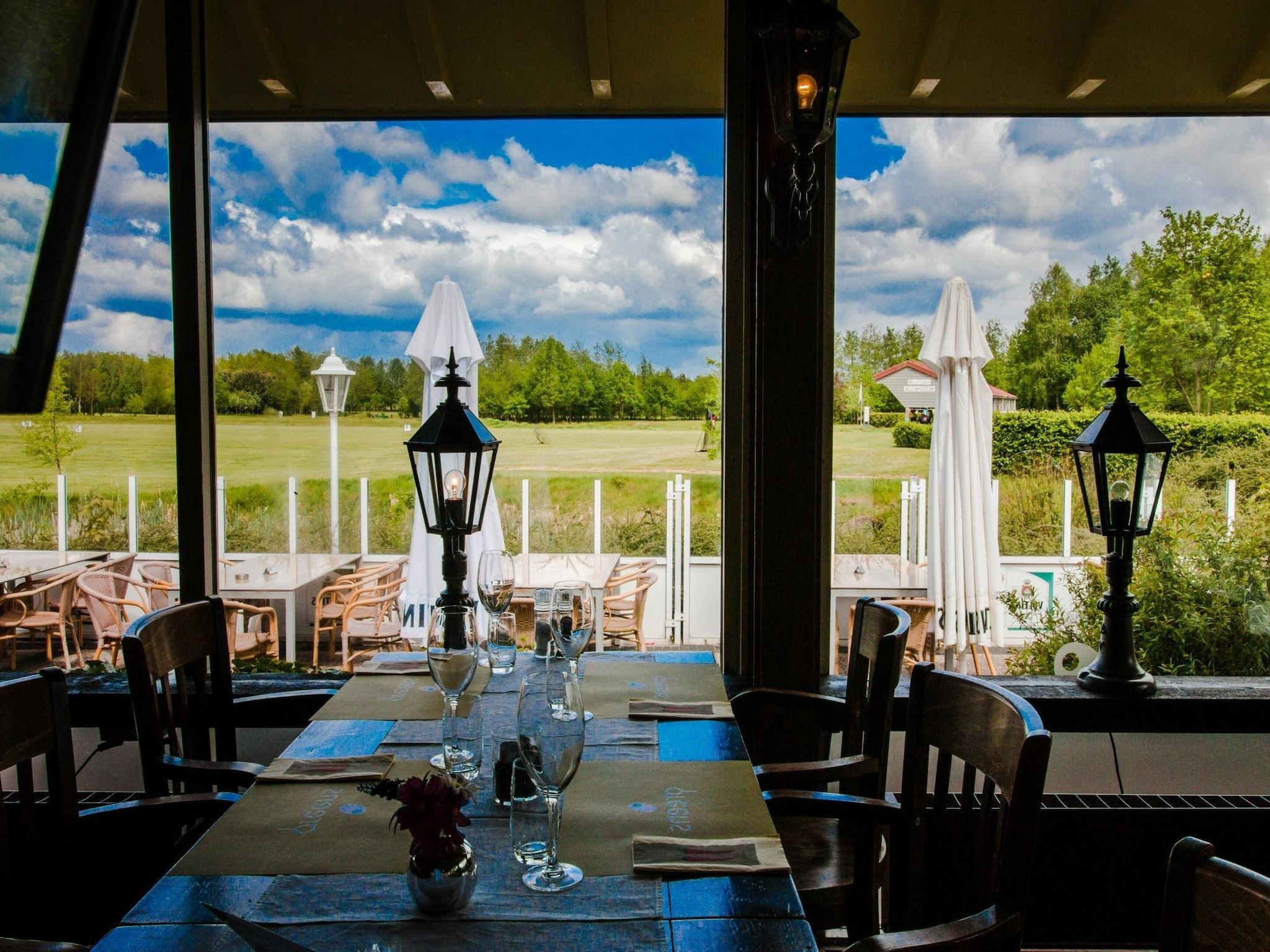 Voorzieningen bij Vakantiepark Emslandermeer 2 in Vlagtwedde