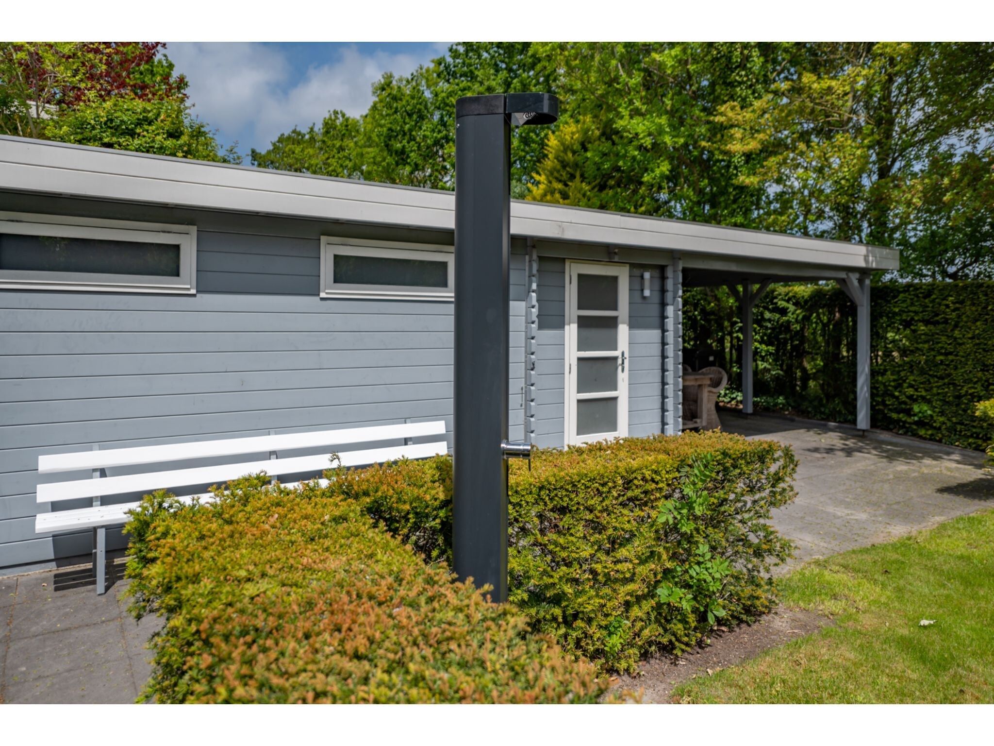 De tuin van Sternlaan 30 in Kamperland