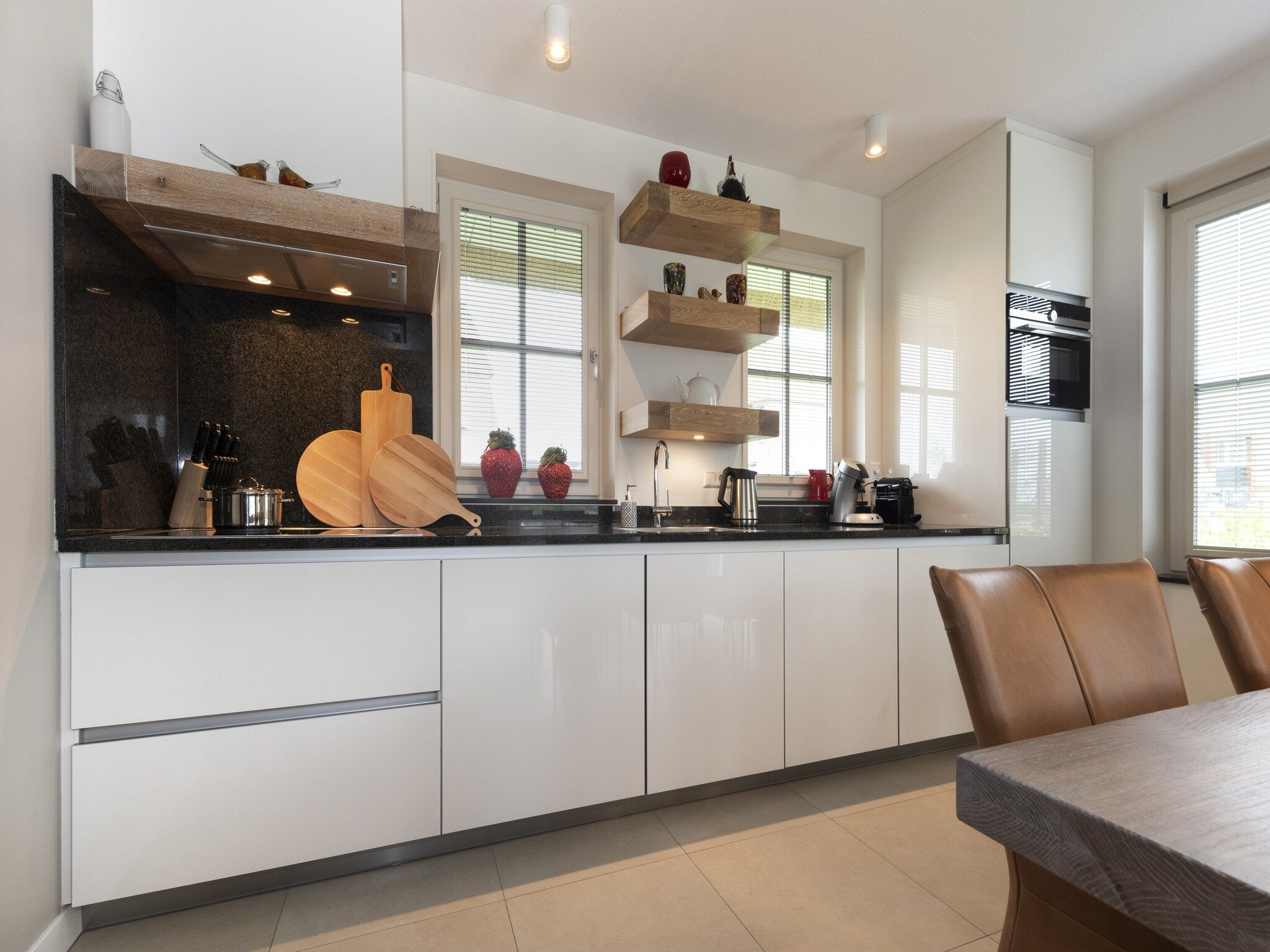 De keuken van Friese Meren Villa's 7 in Delfstrahuizen