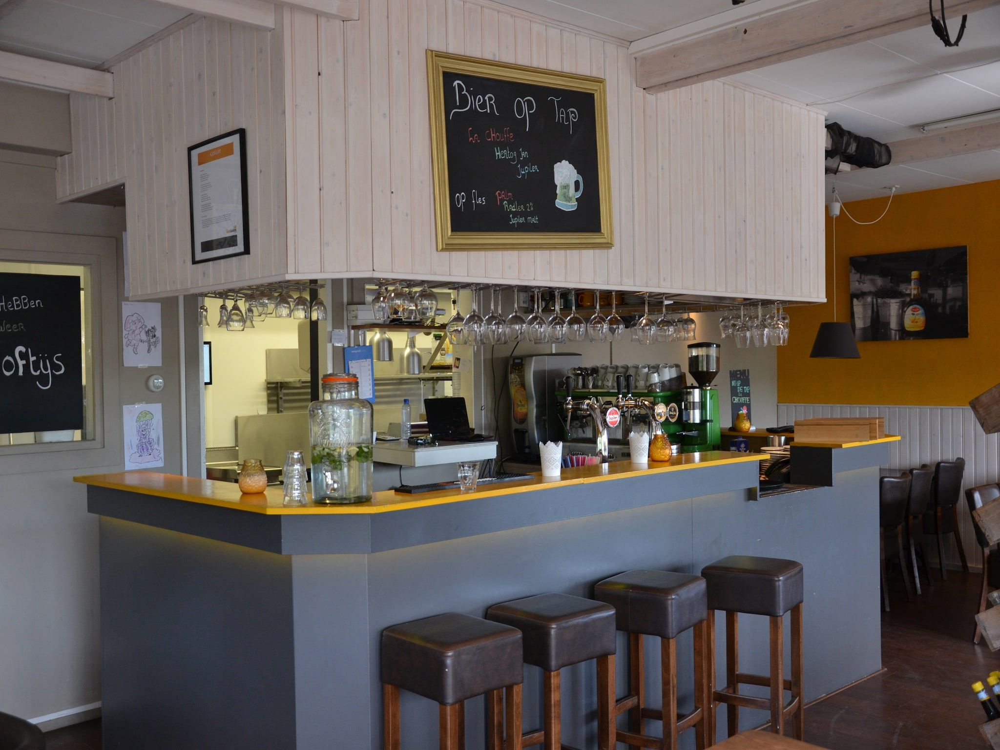 Parkfaciliteiten bij Strandpark Vlugtenburg 12 in 's-Gravenzande