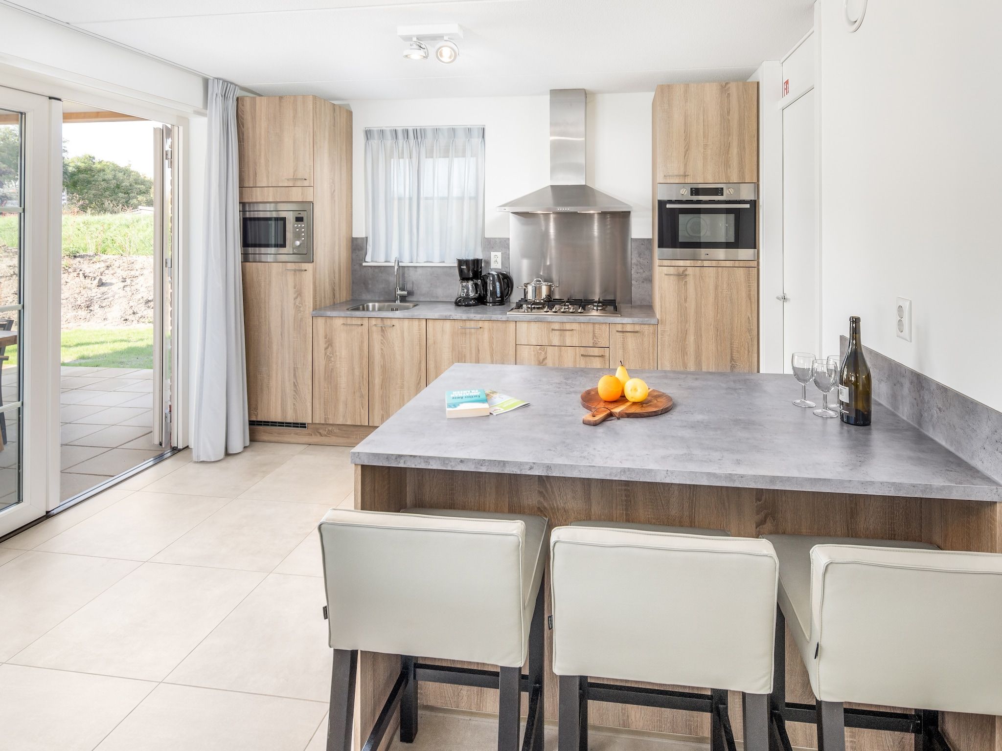 De keuken van Beach Resort Nieuwvliet-Bad 10 in Nieuwvliet-Bad