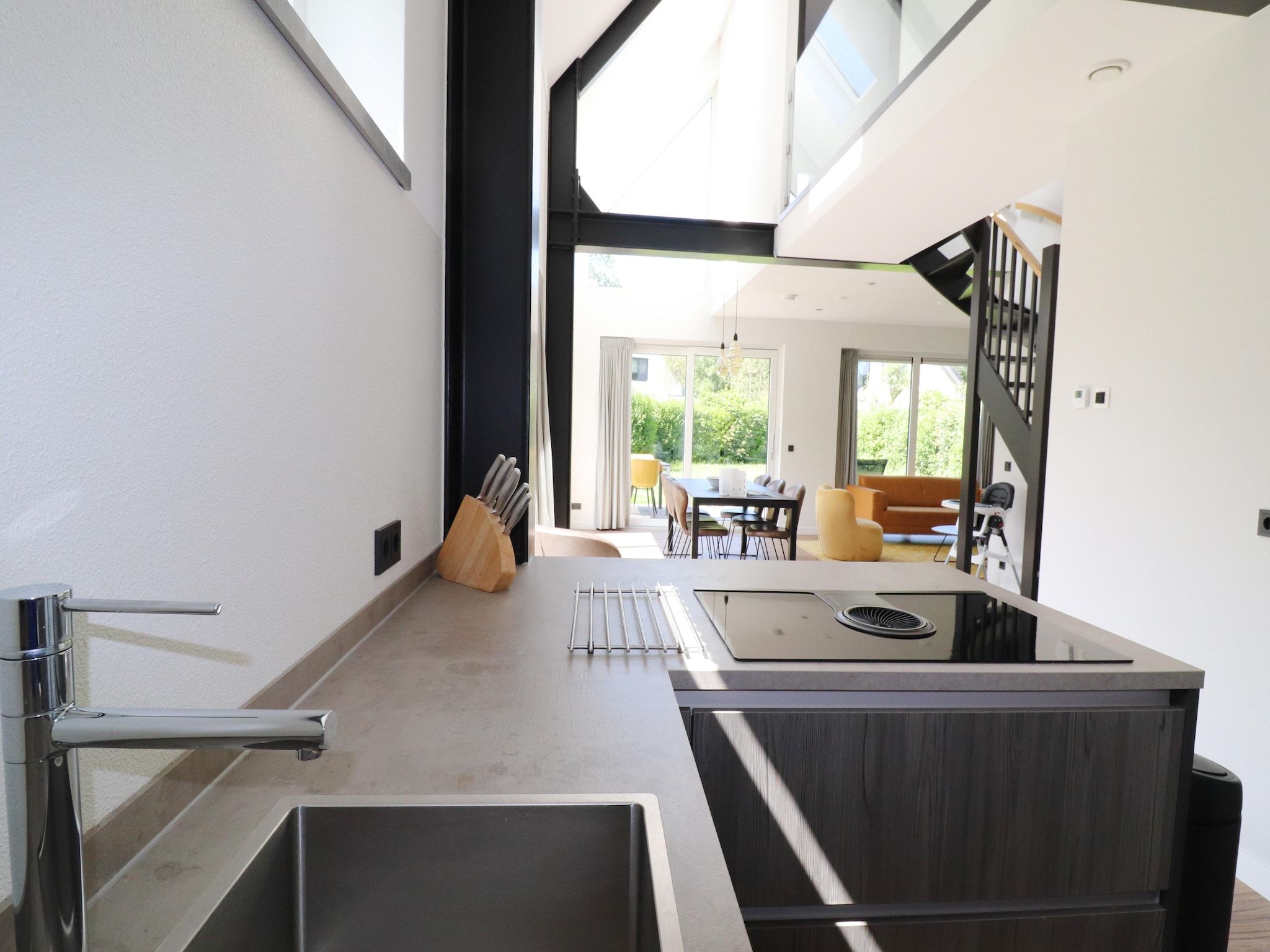 De keuken van De Koog nr 2 - 6 pers woning de luxe in De Koog Texel North Holland