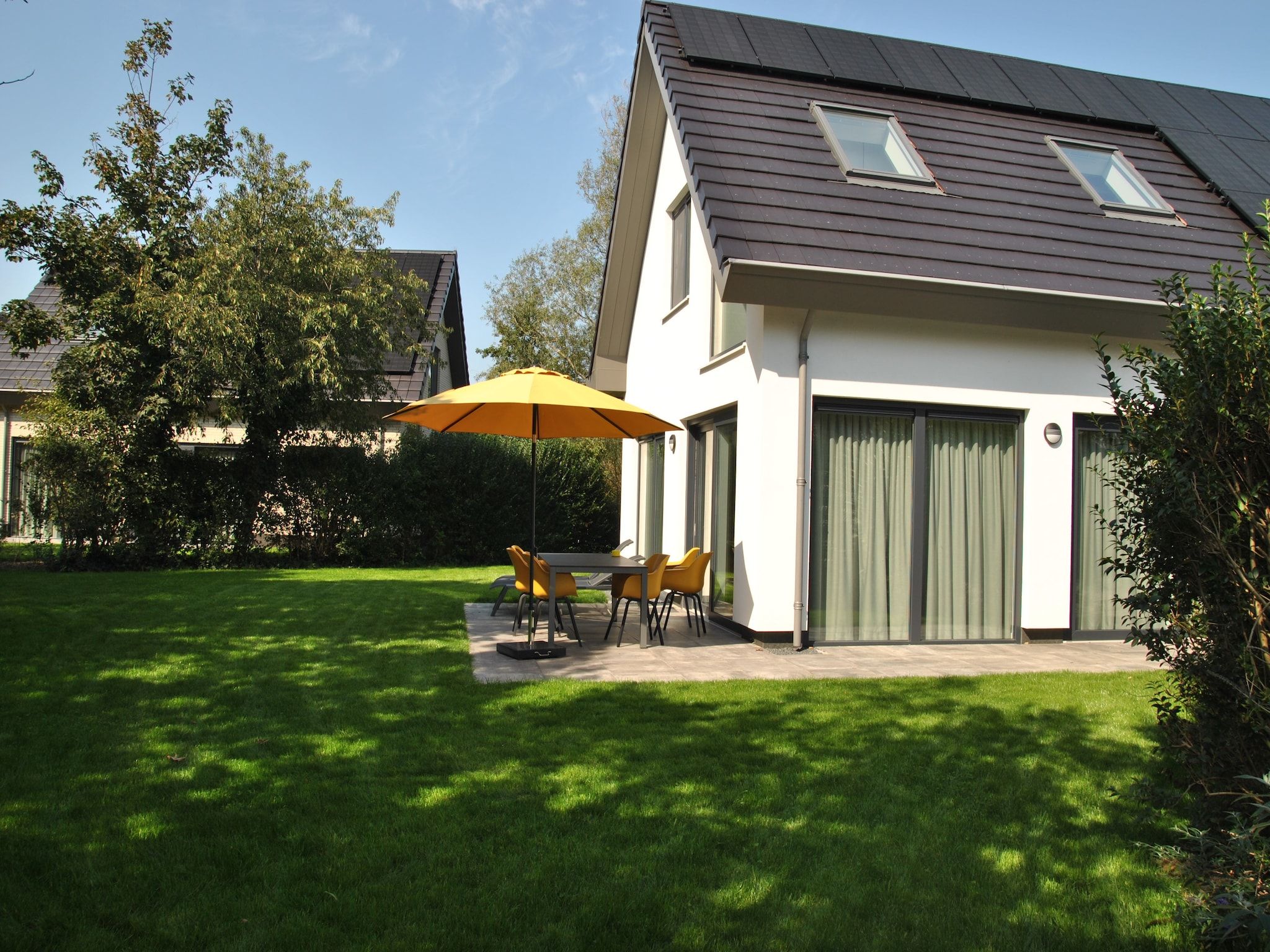 De tuin van De  Koog  nr 3 - 6 pers woning de luxe in De Koog Texel