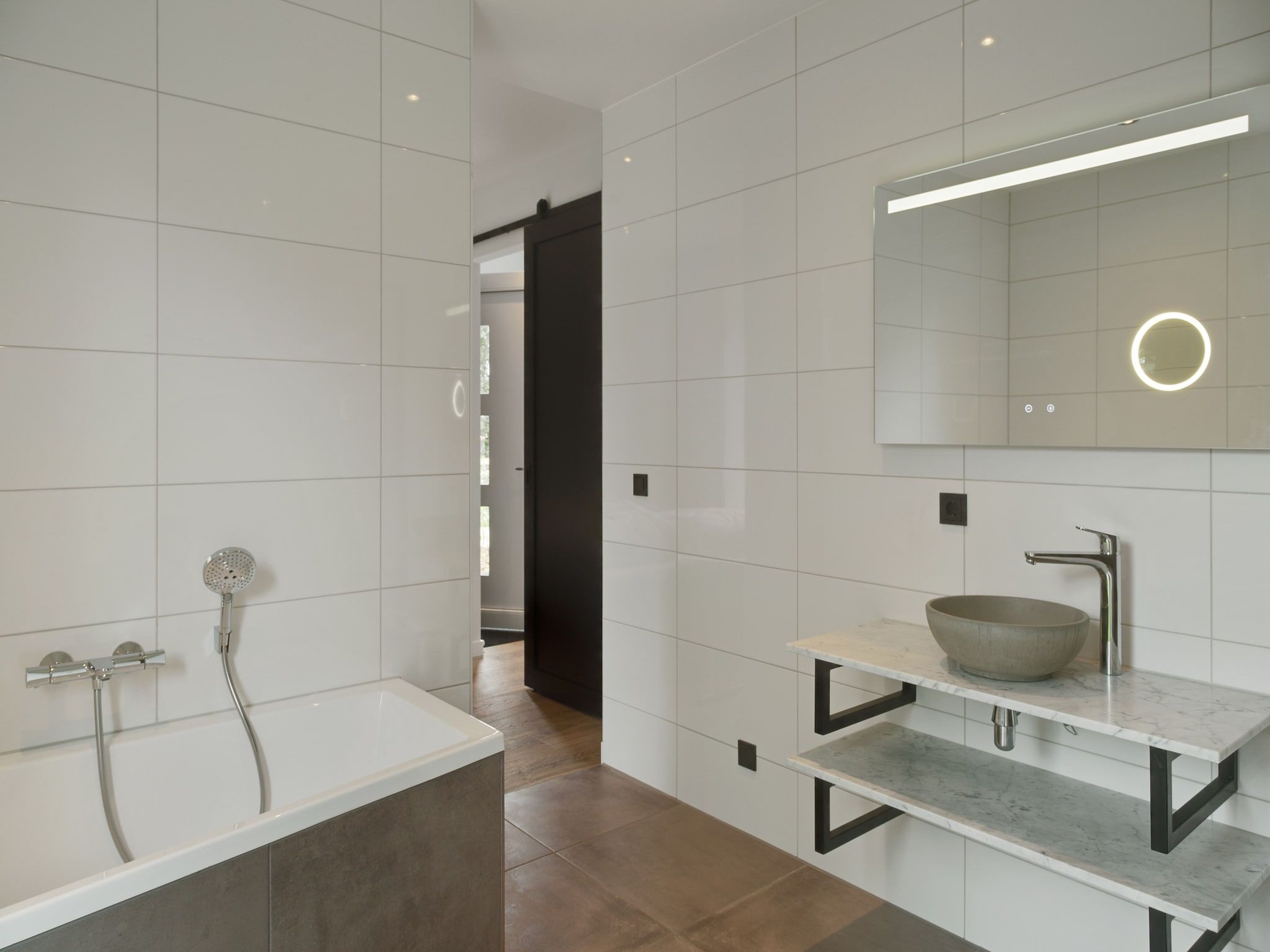 De badkamer van De Koog nr 6 tm 10- 6 pers woning de luxe in De Koog Texel