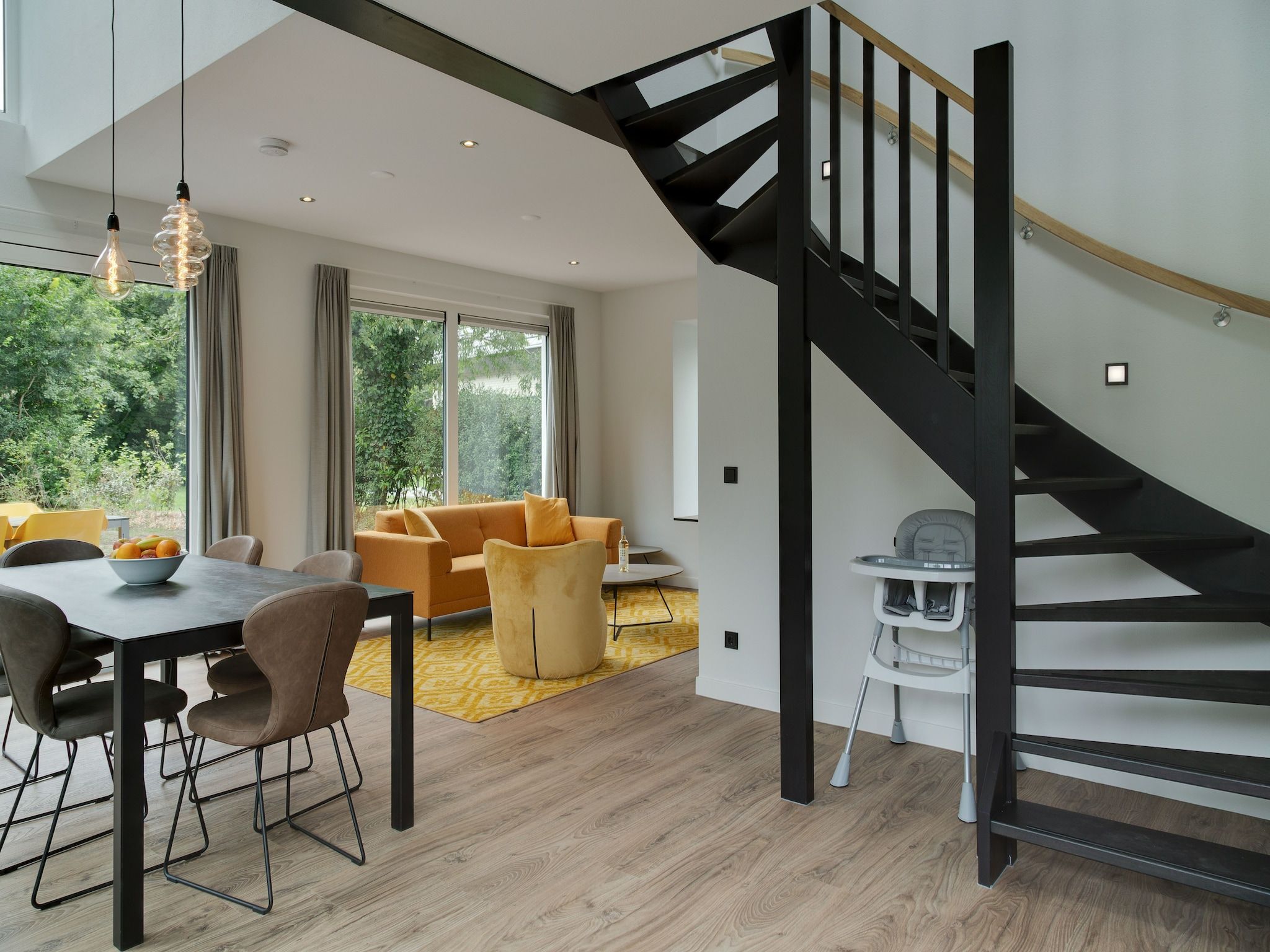 De woonkamer van De Koog nr 6 tm 10- 6 pers woning de luxe in De Koog Texel