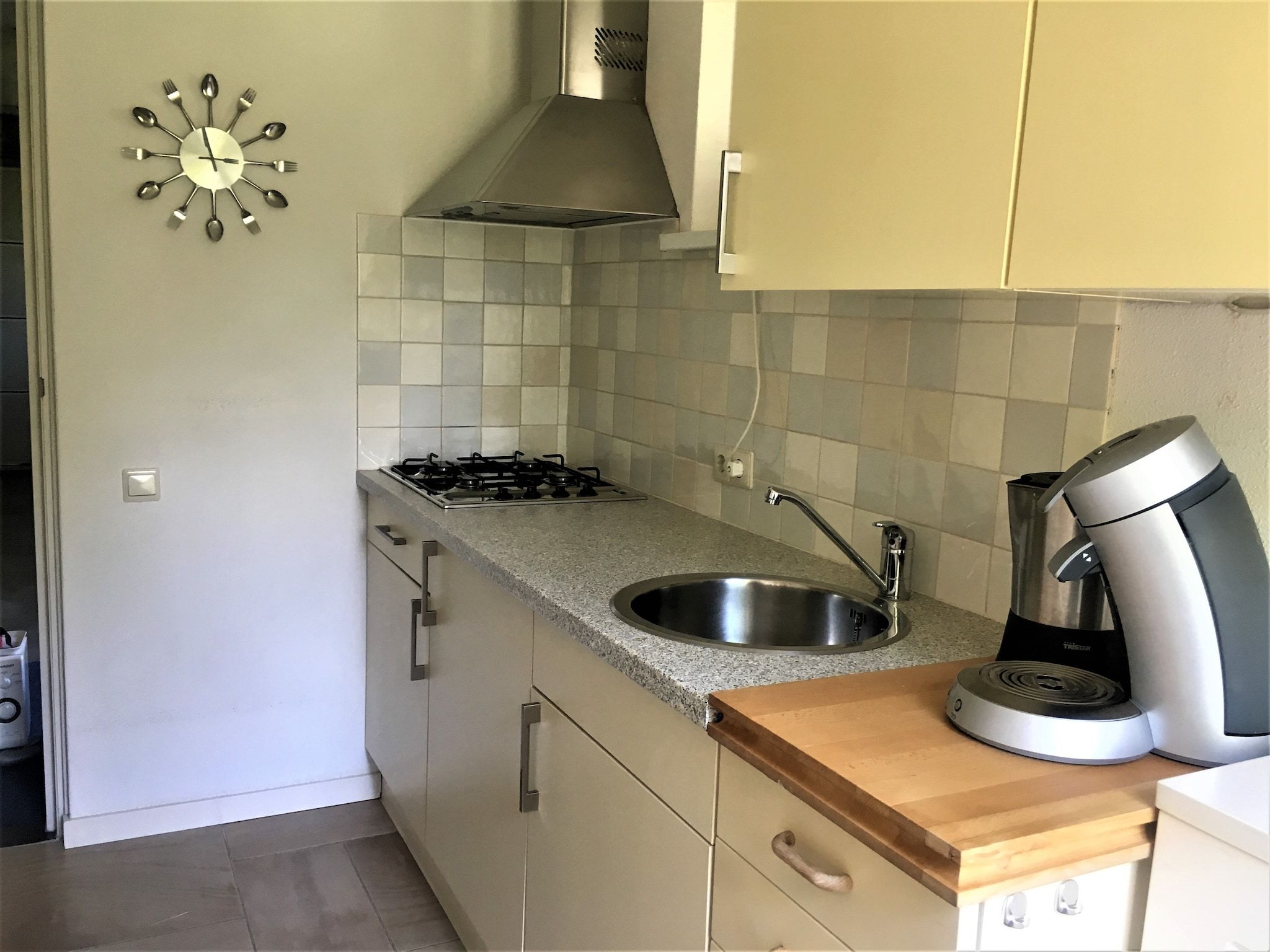 De keuken van Vakantie appartement De Stelling in Noordwolde