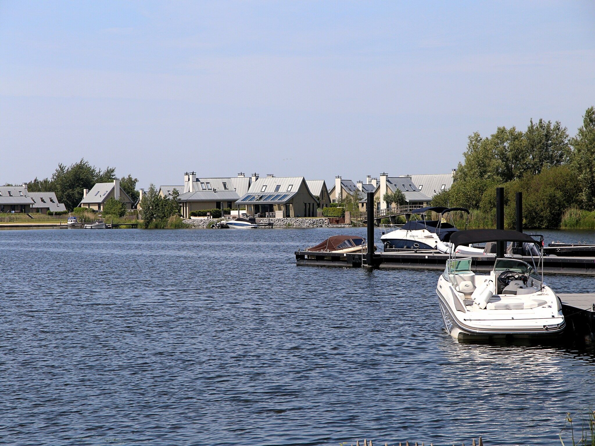 Parkfaciliteiten bij Resort Waterrijk Oesterdam 12 in Tholen