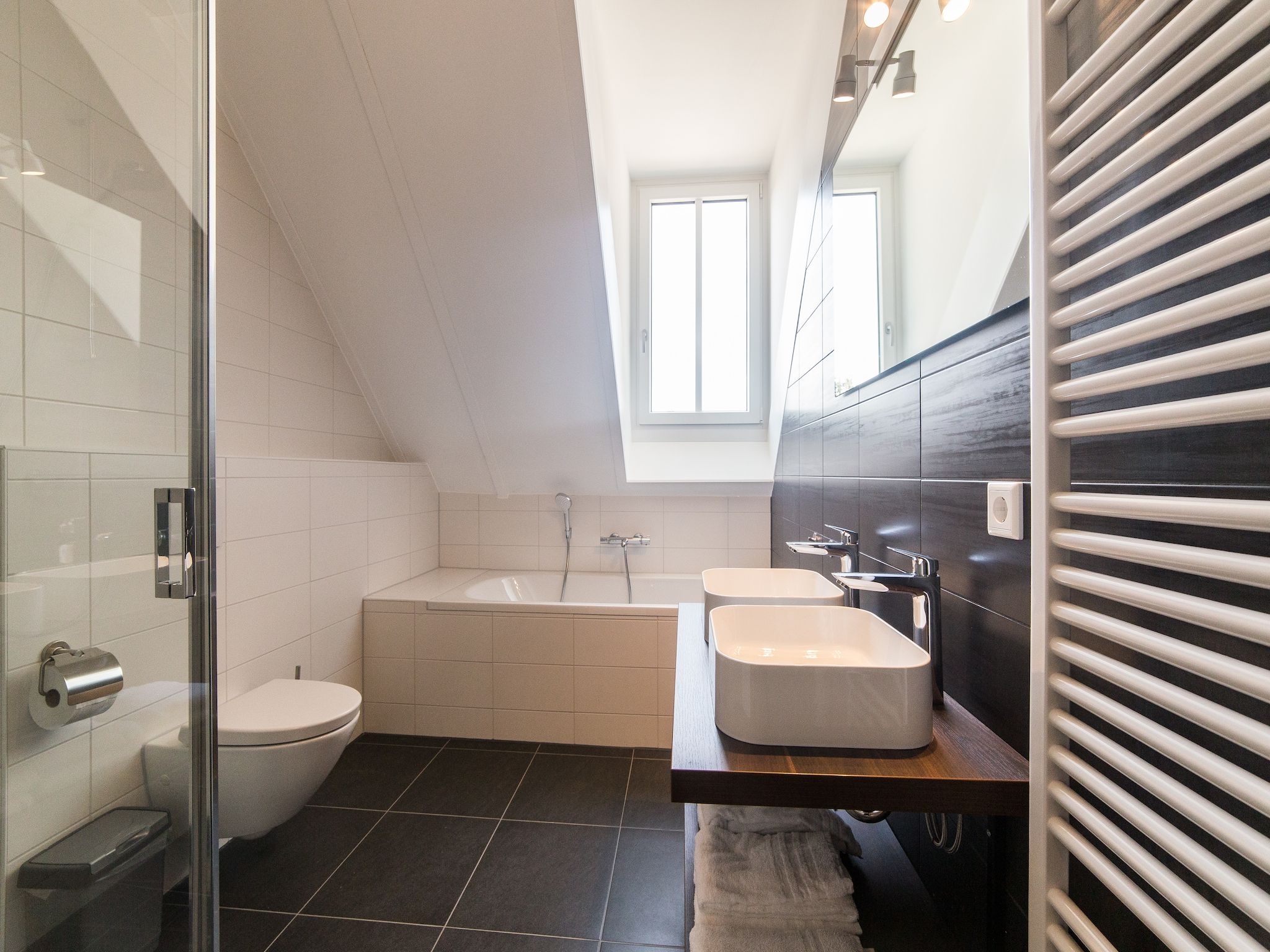 De badkamer van Resort Maastricht 24 in Maastricht