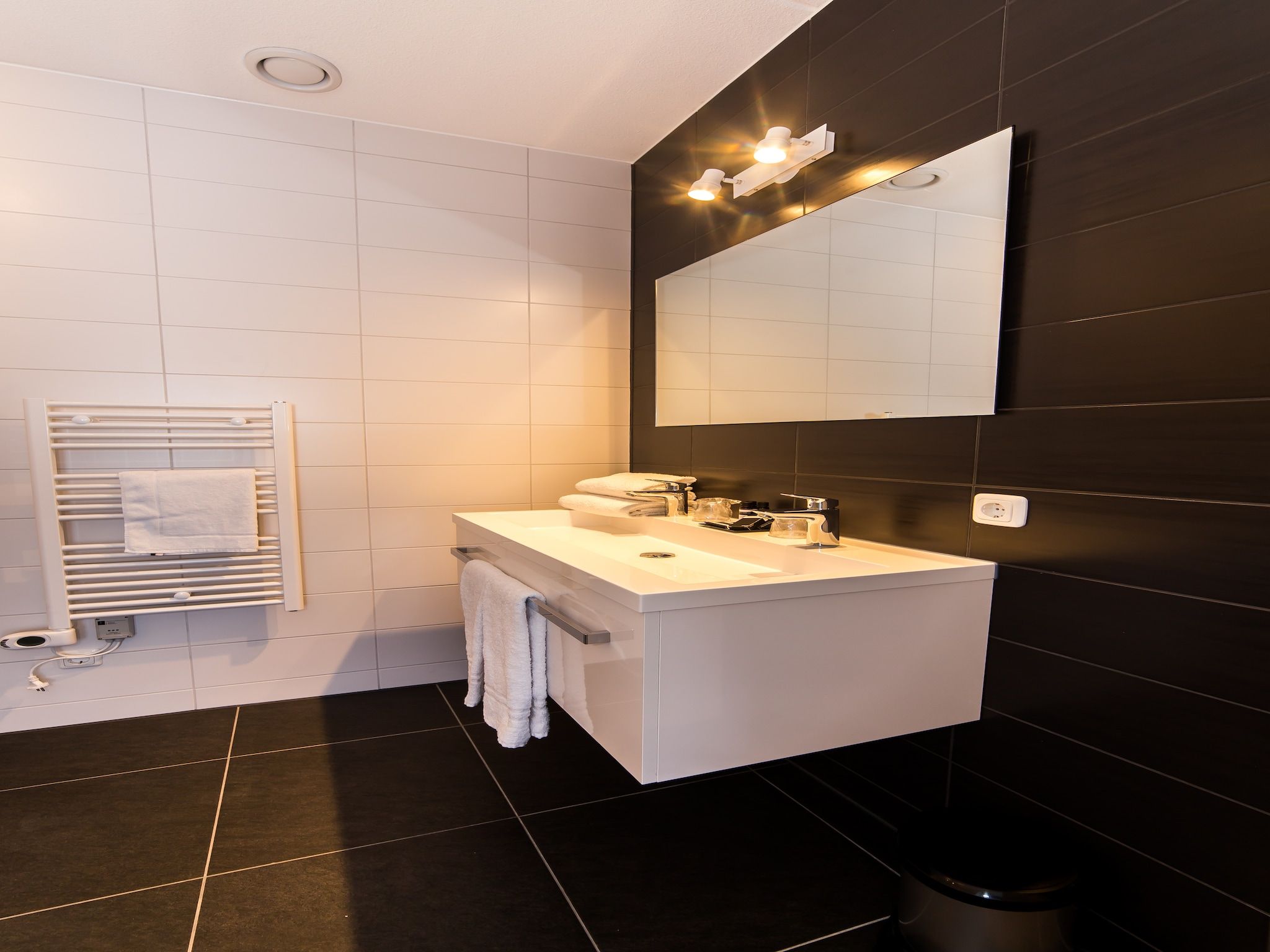 De badkamer van Resort Maastricht - Prins van Oranje 3 in Maastricht