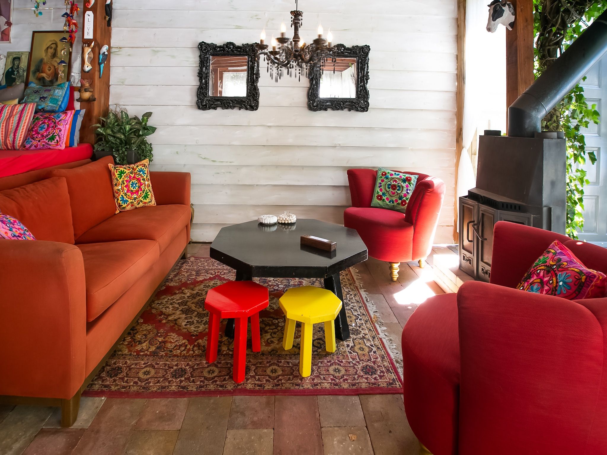 De woonkamer van Botterlodge in Wateren