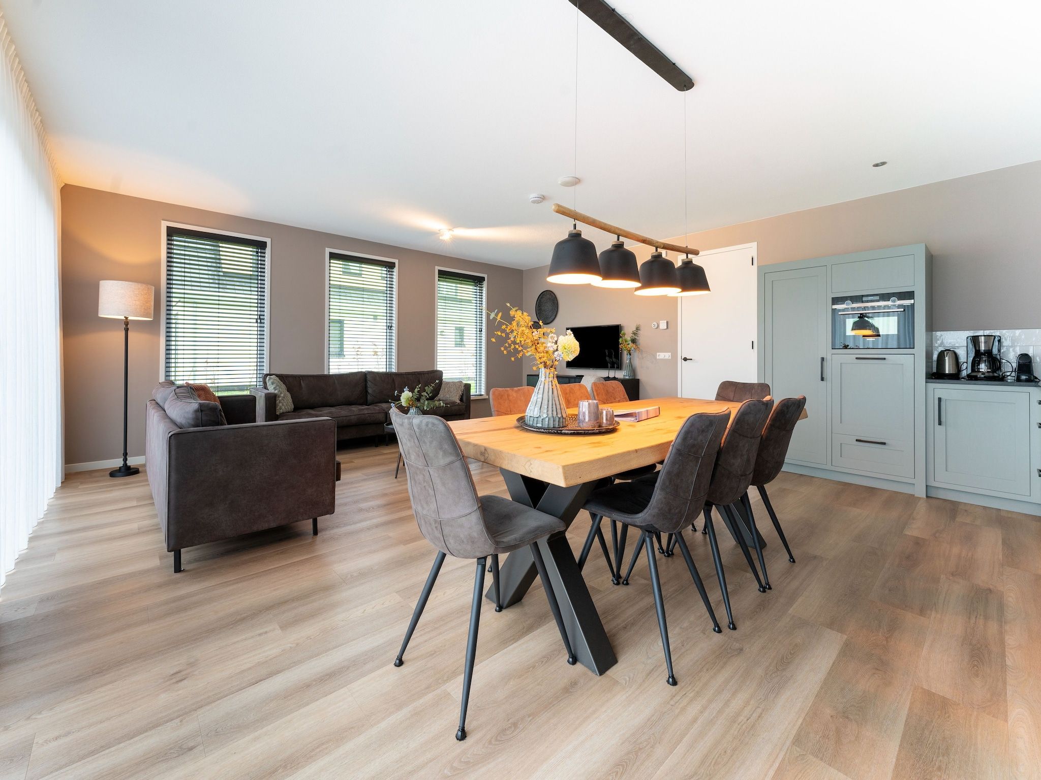 De woonkamer van So What 17 in De Koog Texel