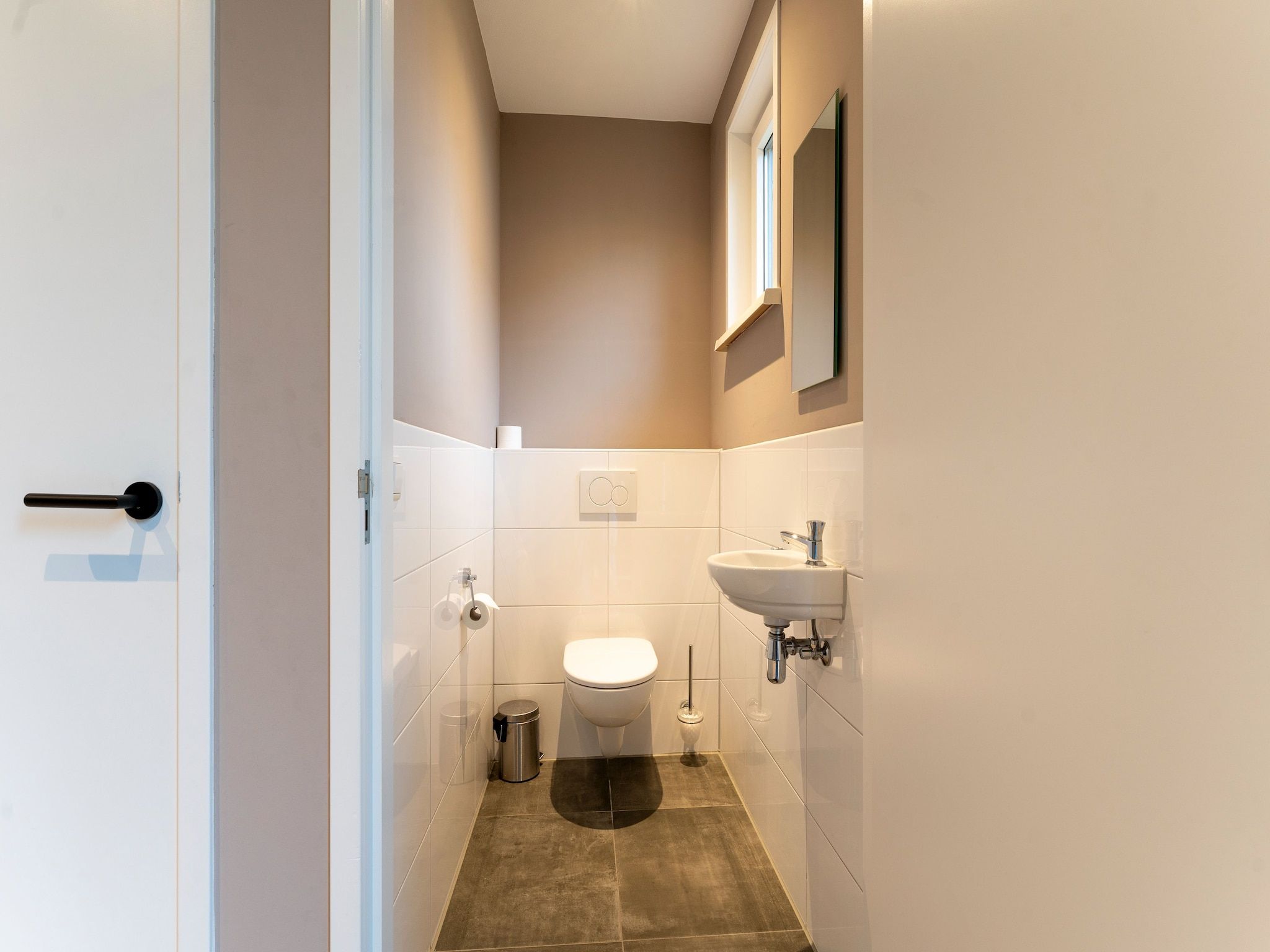 De badkamer van So What 17 in De Koog Texel