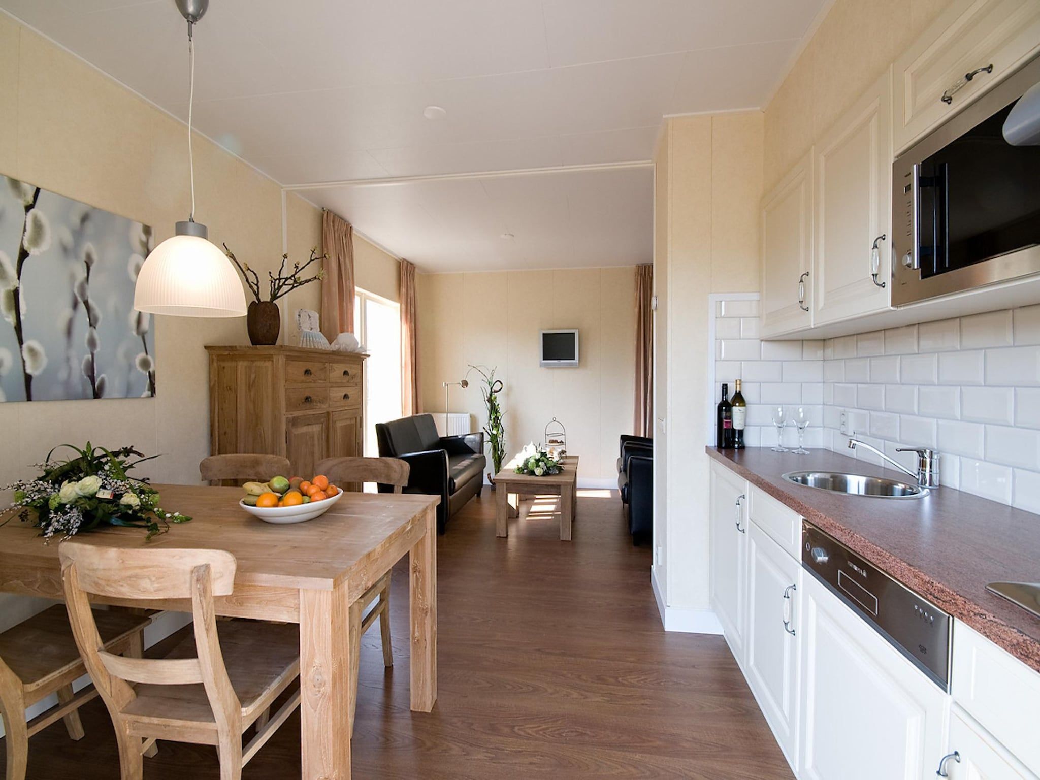 De eetkamer van De Grimberghoeve 2 in Notter