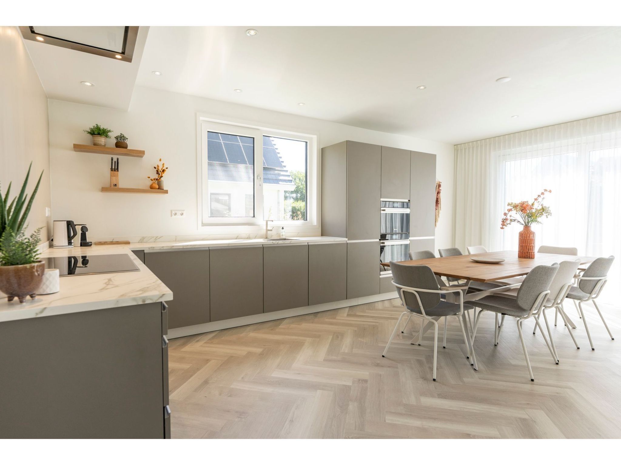 De keuken van So What 19 in De Koog Texel