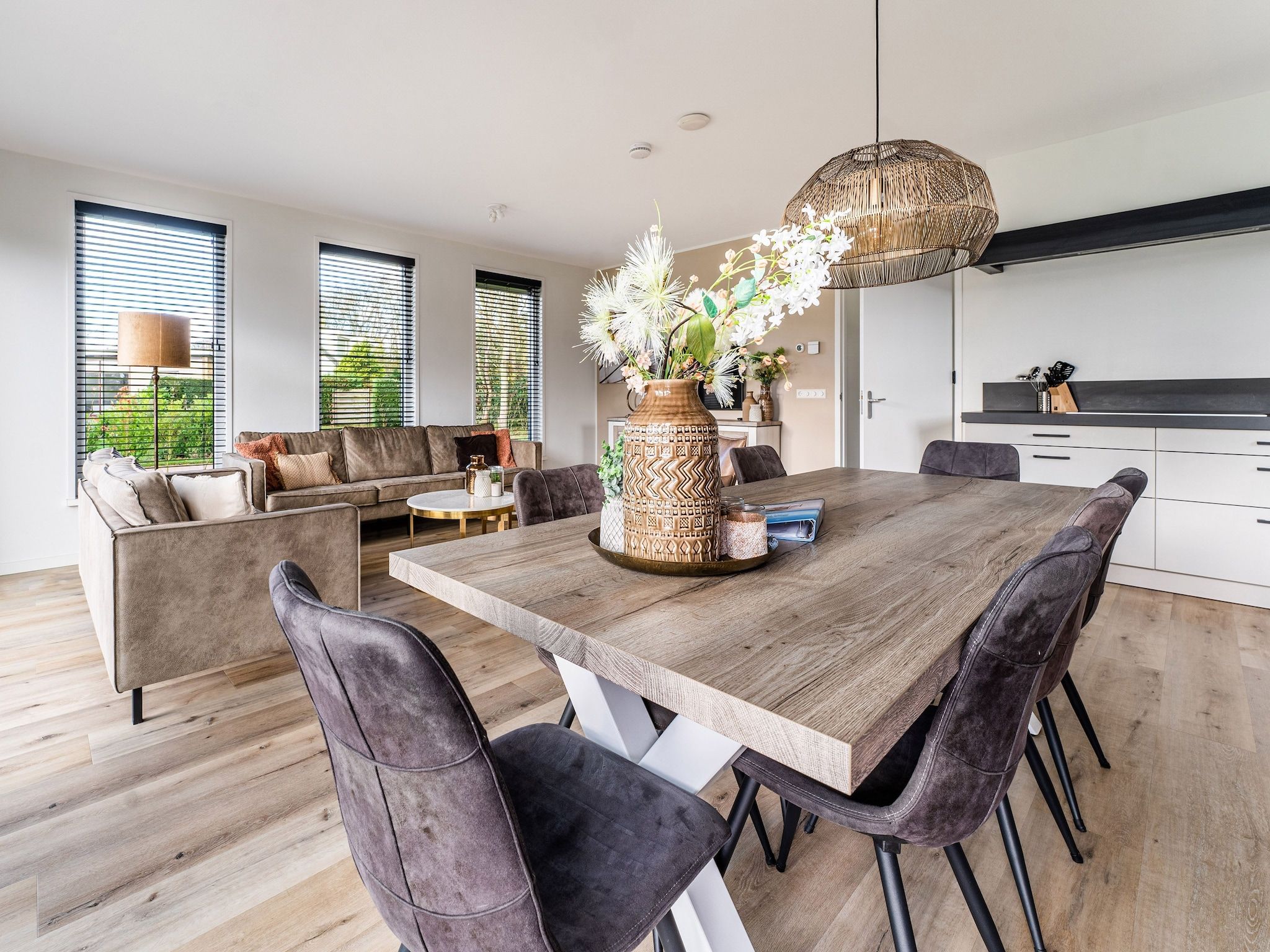 De woonkamer van So What 21A in De Koog Texel