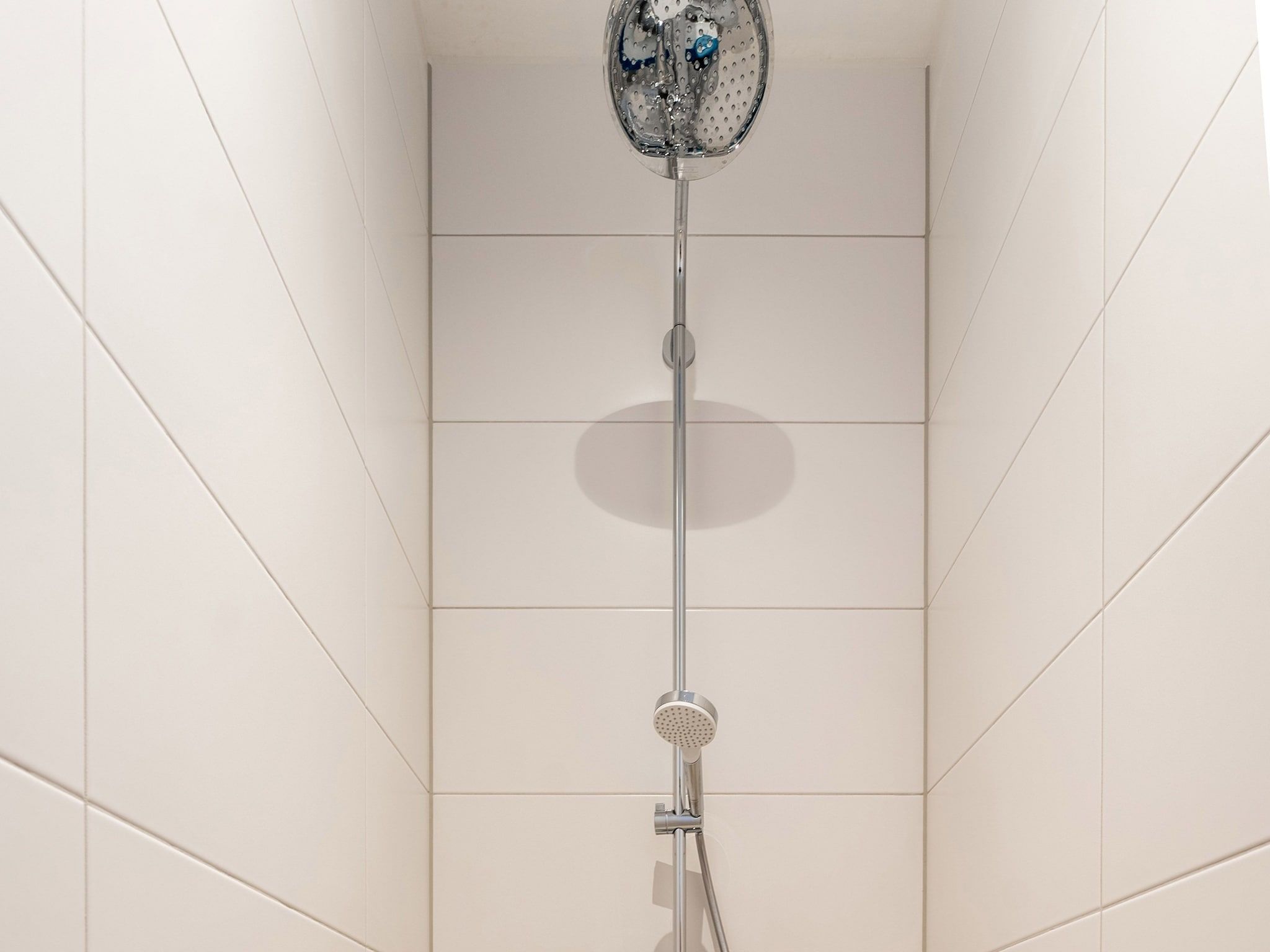 De badkamer van So What 35A in De Koog Texel