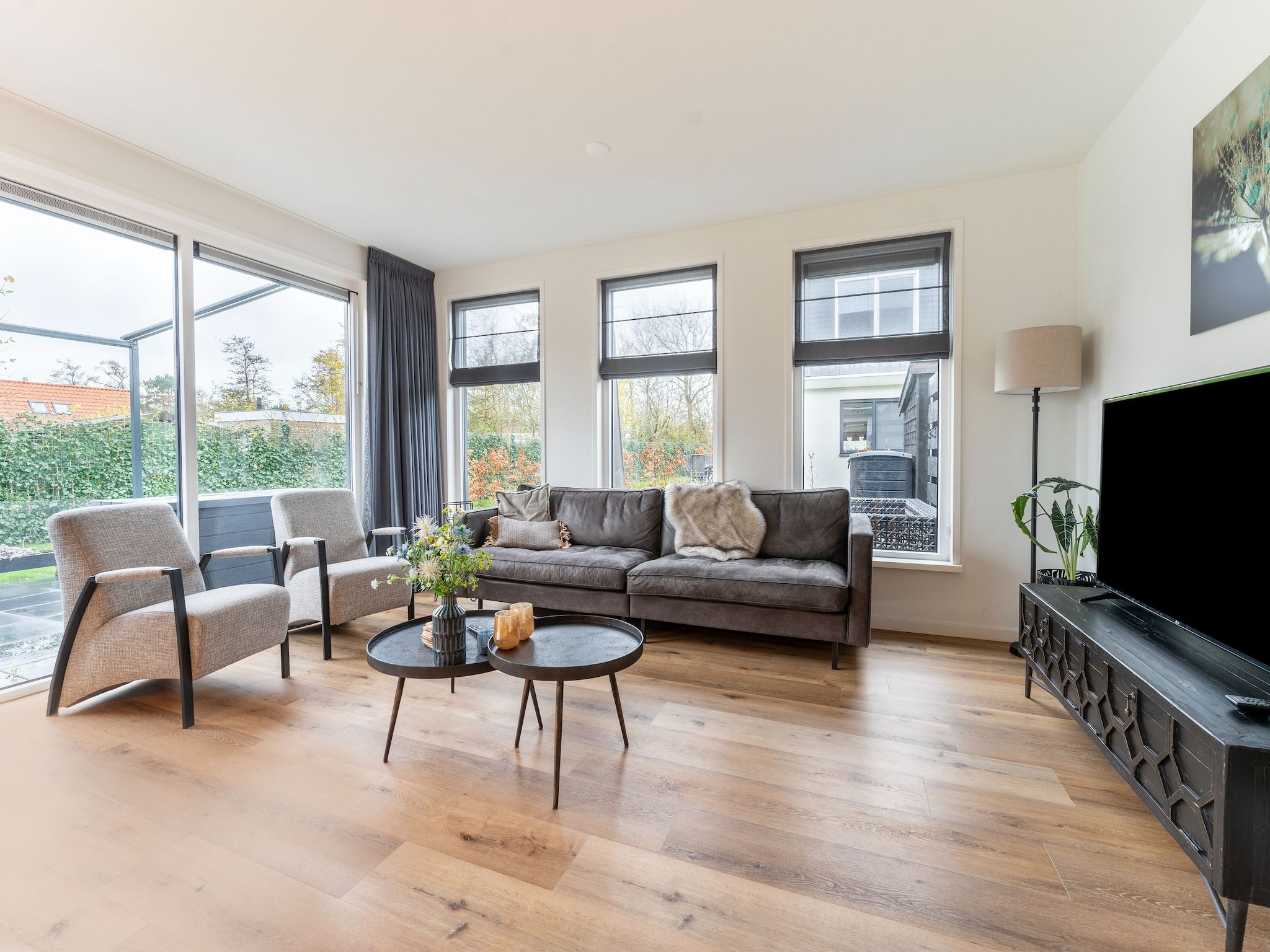 De woonkamer van So What 41 in De Koog Texel