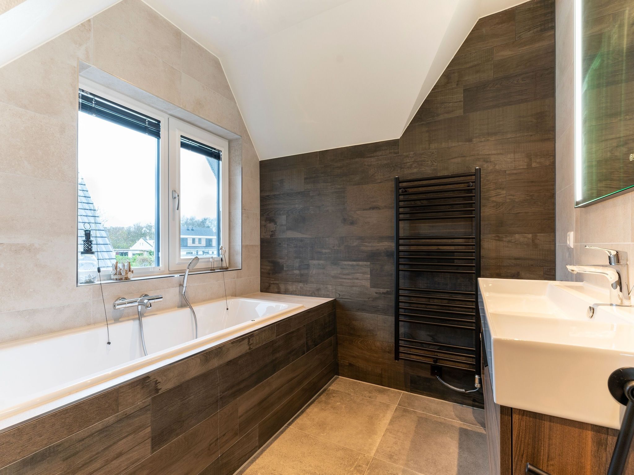 De badkamer van So What 41 in De Koog Texel