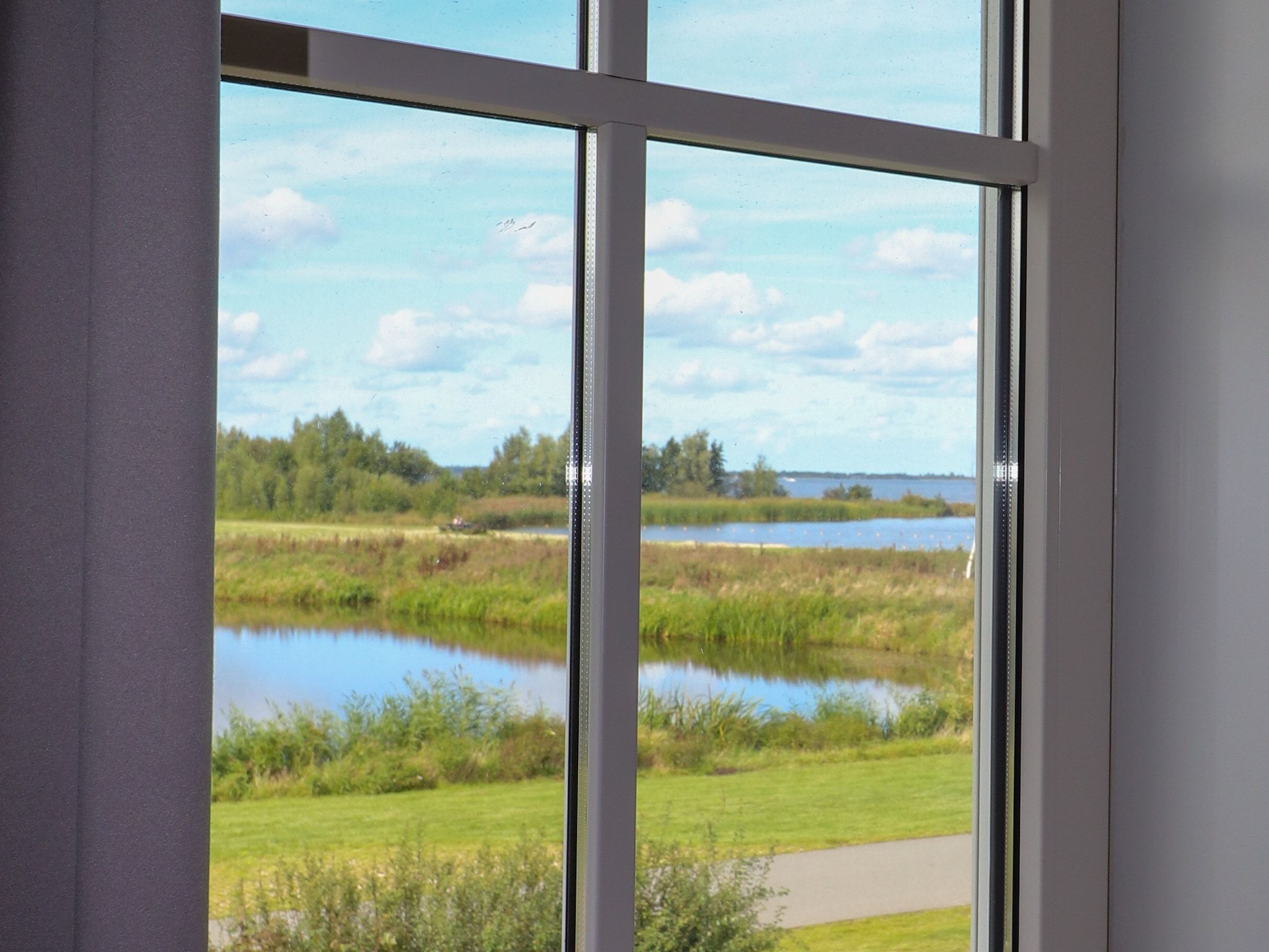 Het uitzicht vanaf Friese Meren Villa's 12 in Delfstrahuizen
