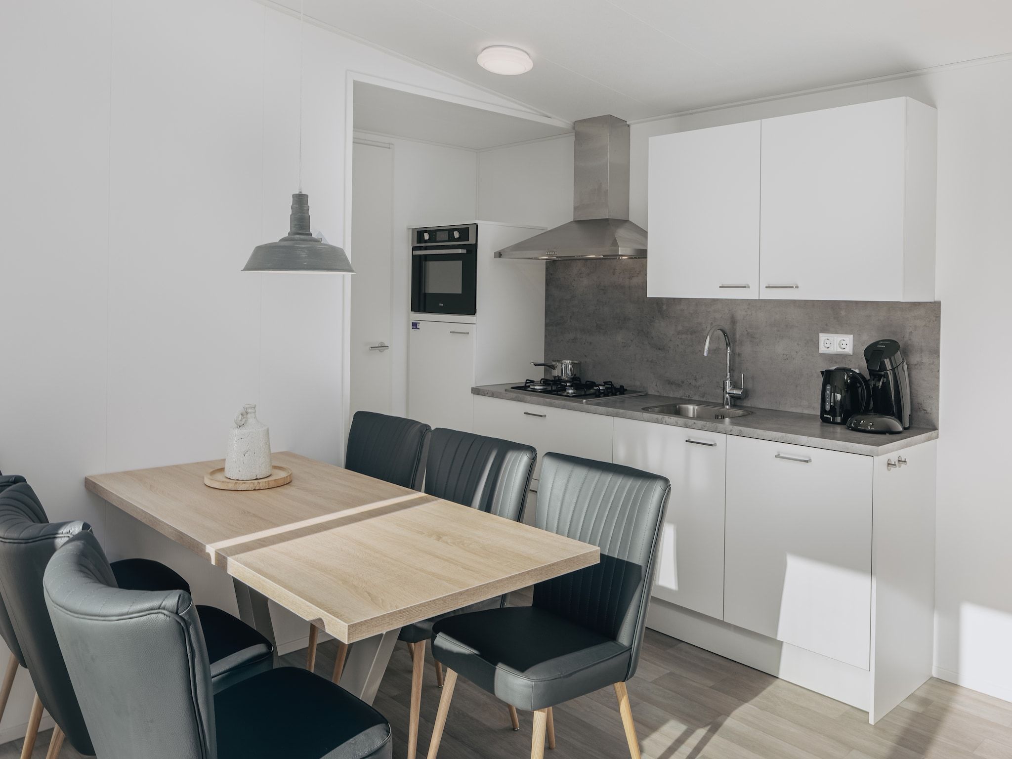 De keuken van Vakantiepark Hof Domburg 22 in Domburg