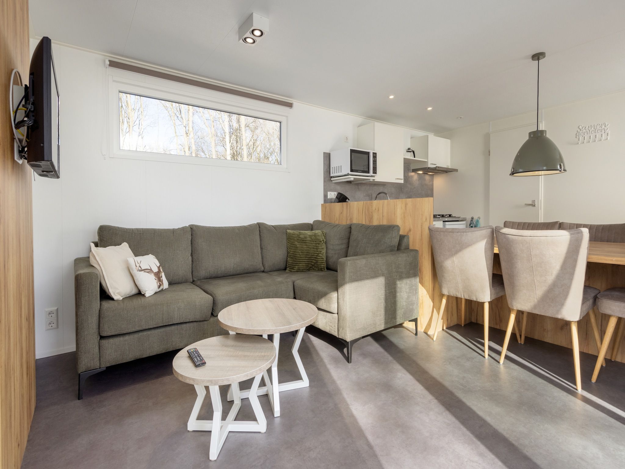 De woonkamer van Hunzepark 13 in Gasselternijveen