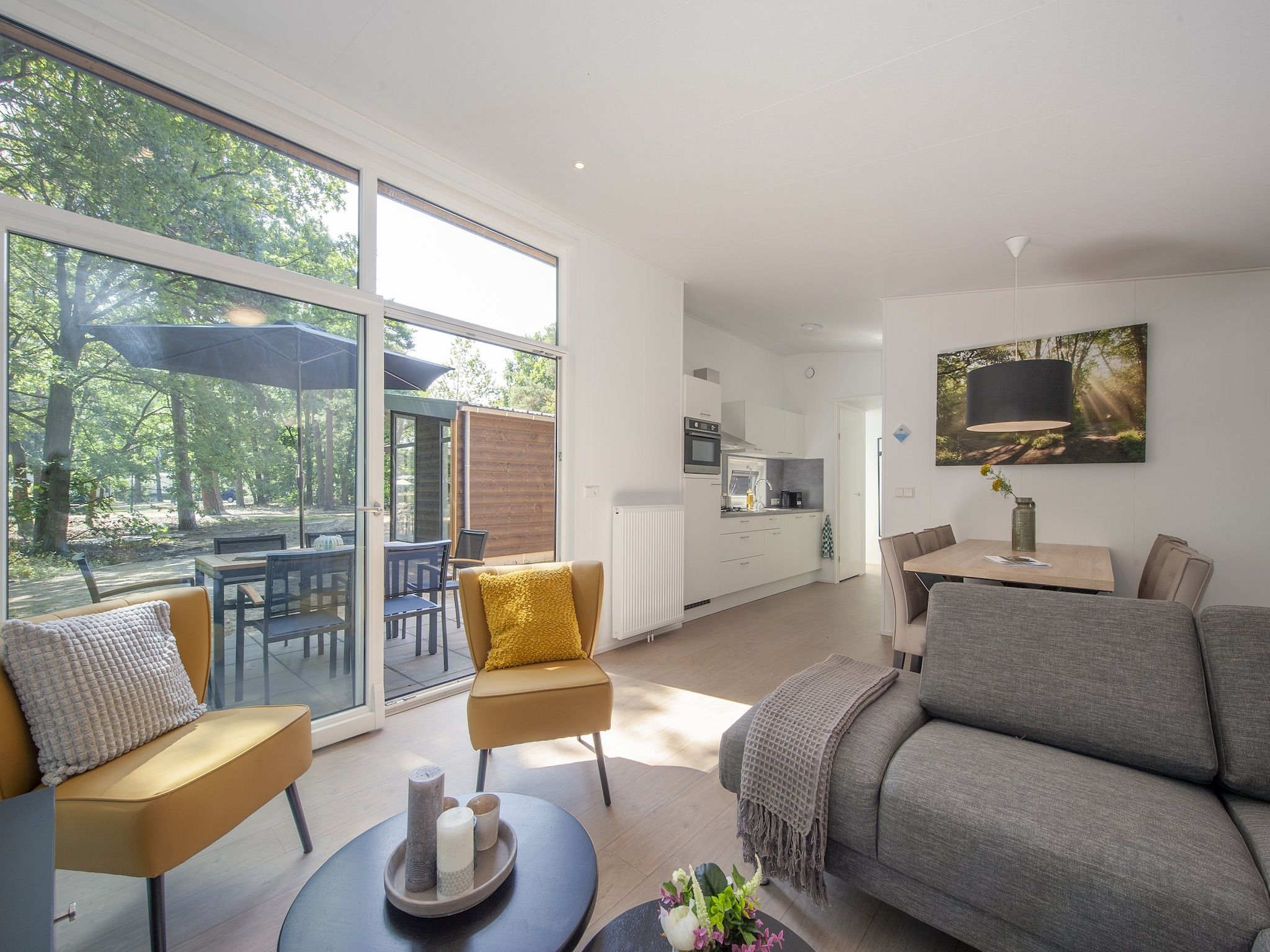 De woonkamer van Bospark 't Wolfsven 11 in Mierlo