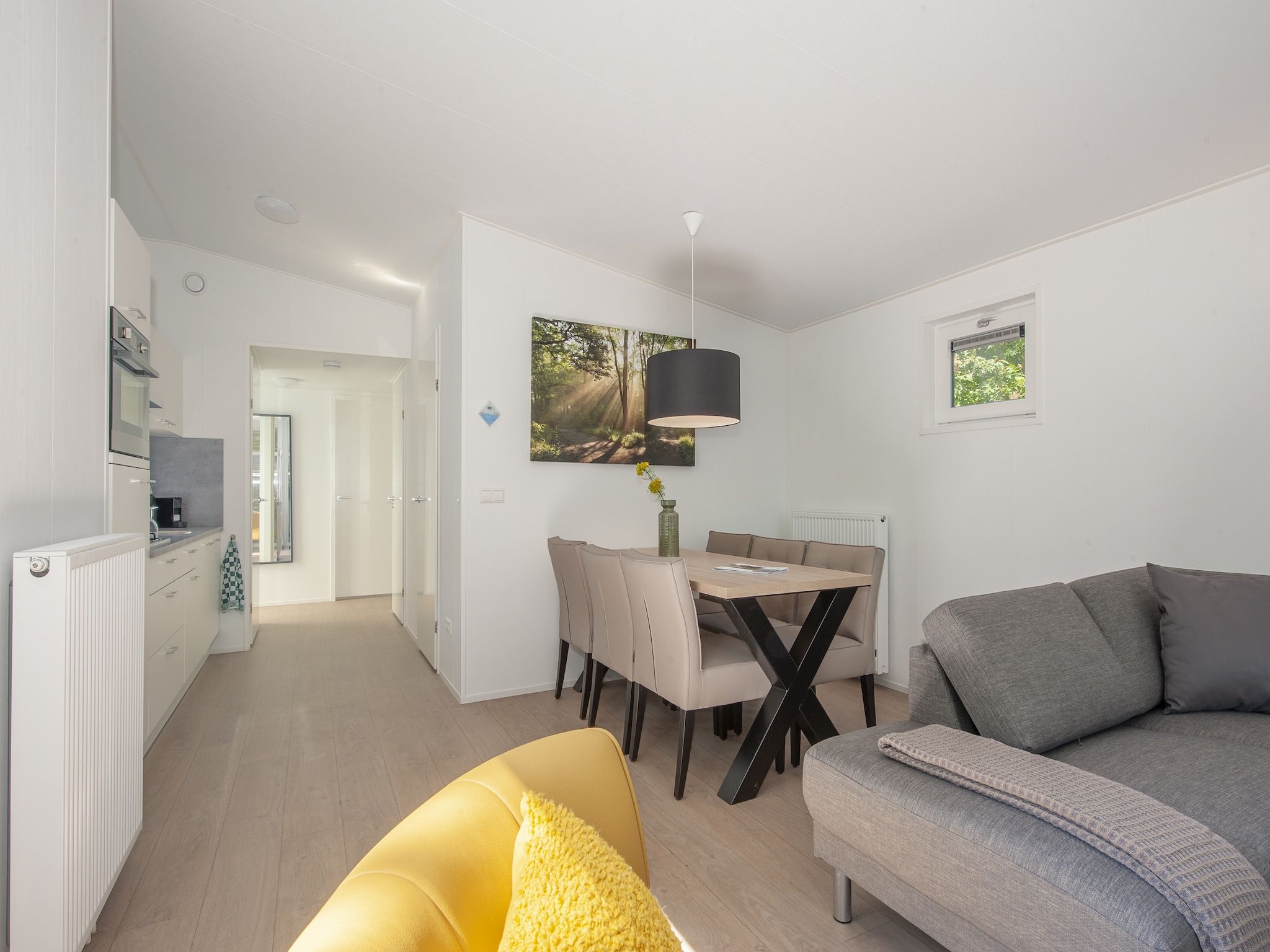 De woonkamer van Bospark 't Wolfsven 11 in Mierlo