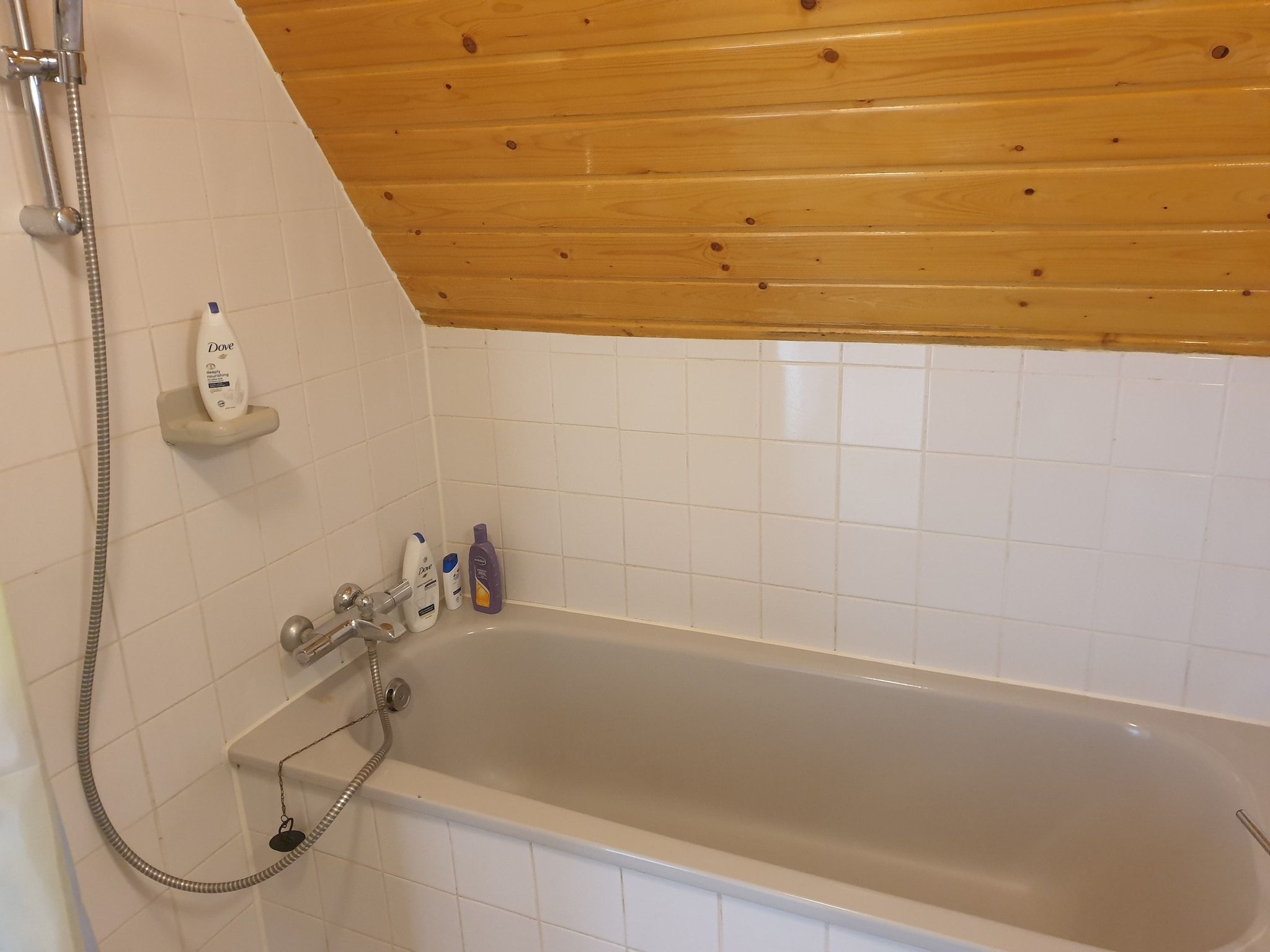 De badkamer van Boslaan 1 in Gramsbergen