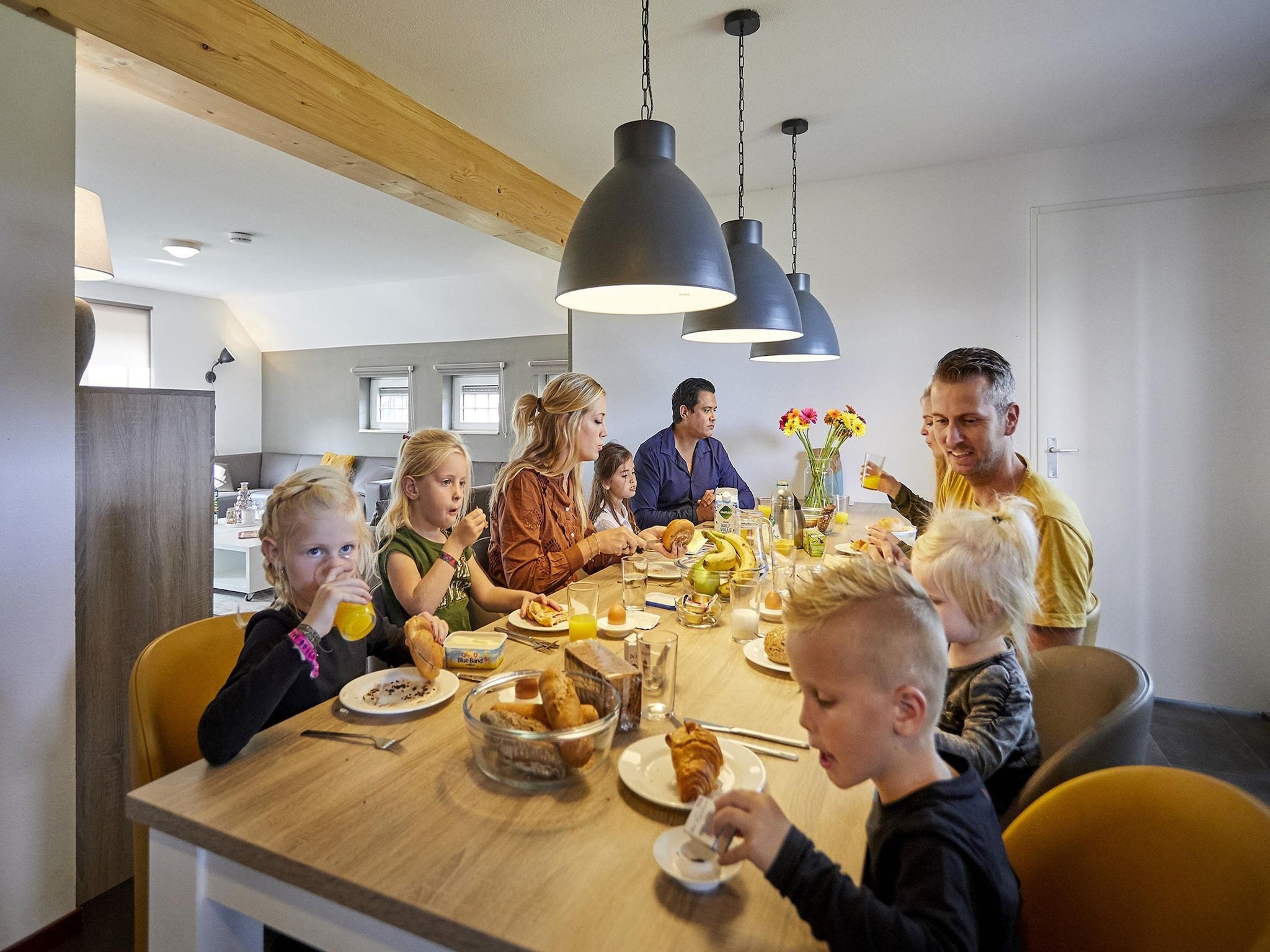 De eetkamer van Buitenhof De Leistert 32 in Roggel