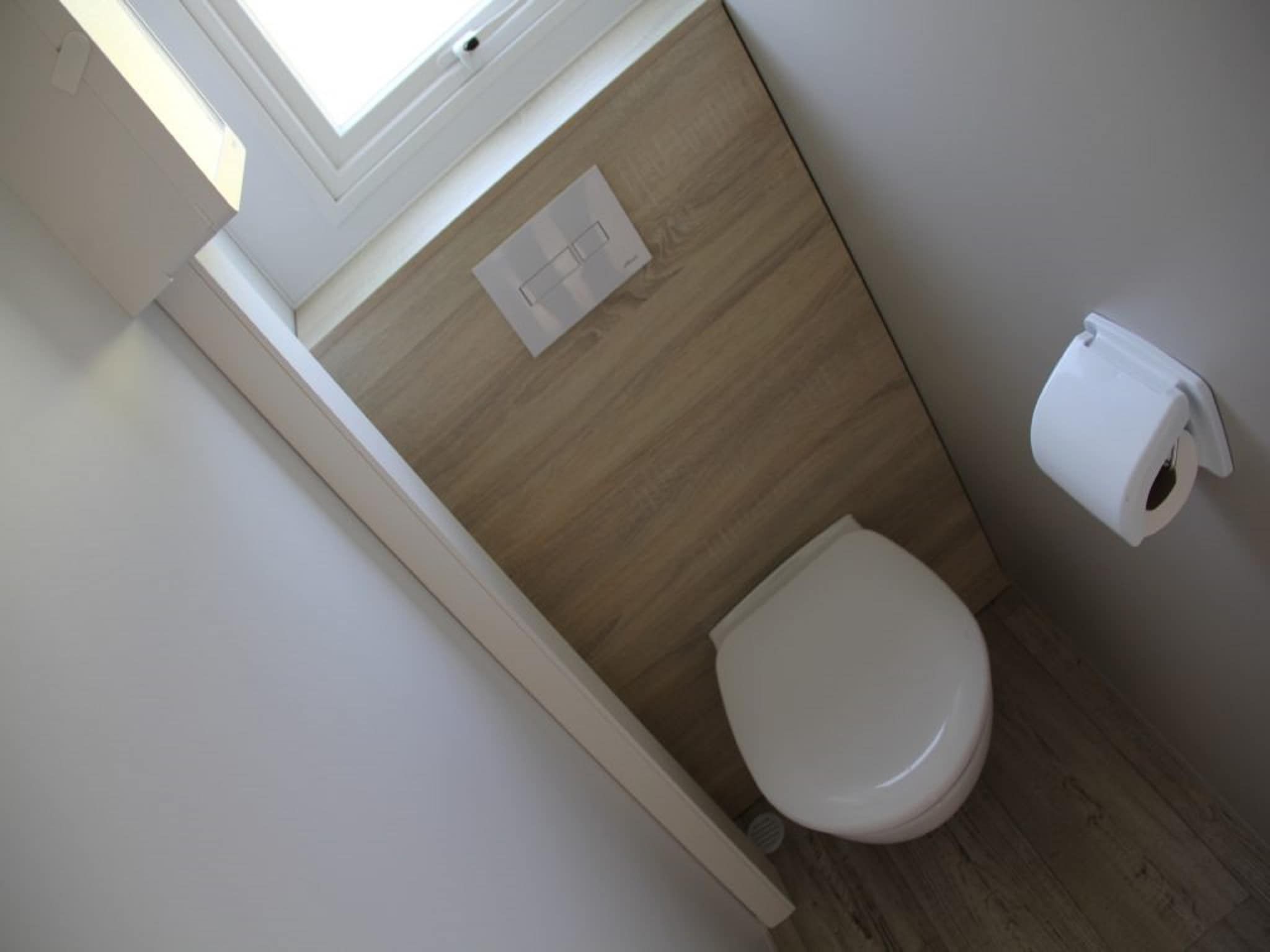 De badkamer van Chalet Grytsje in De Veenhoop
