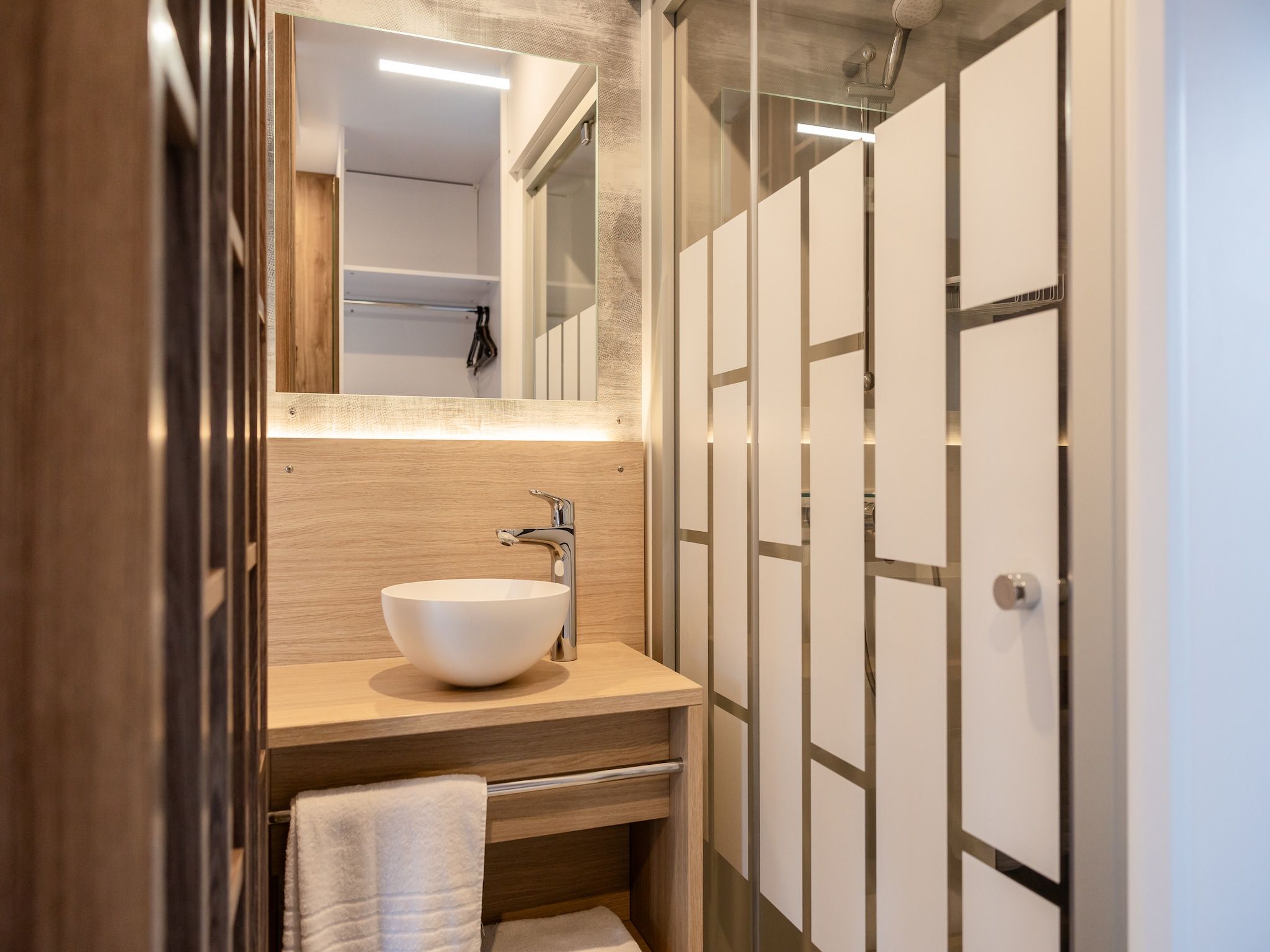 De badkamer van Chalet Klaske in De Veenhoop