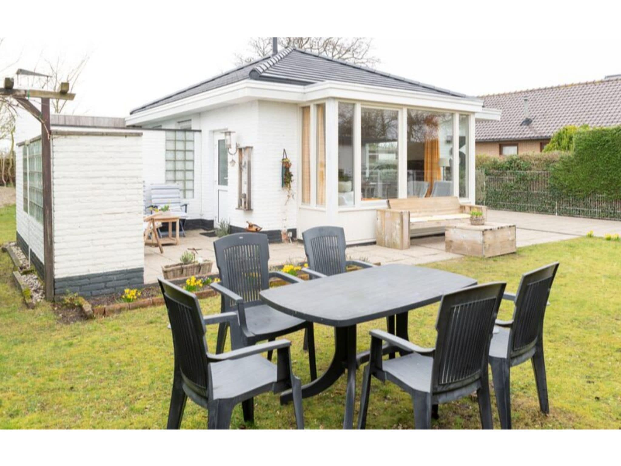 De tuin van Horizon 3 in Renesse