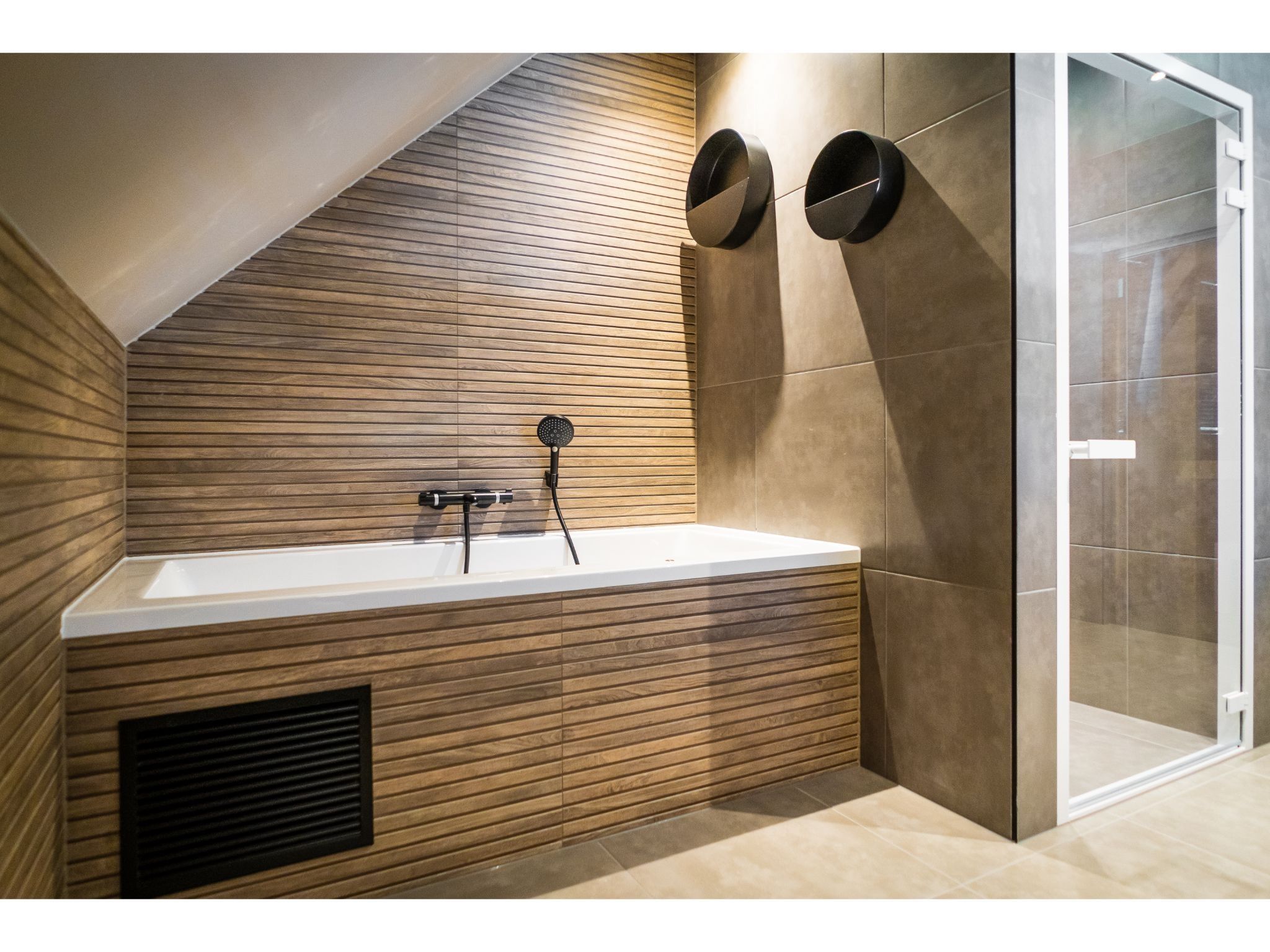 De badkamer van Buytenveldt H5 in De Cocksdorp Texel