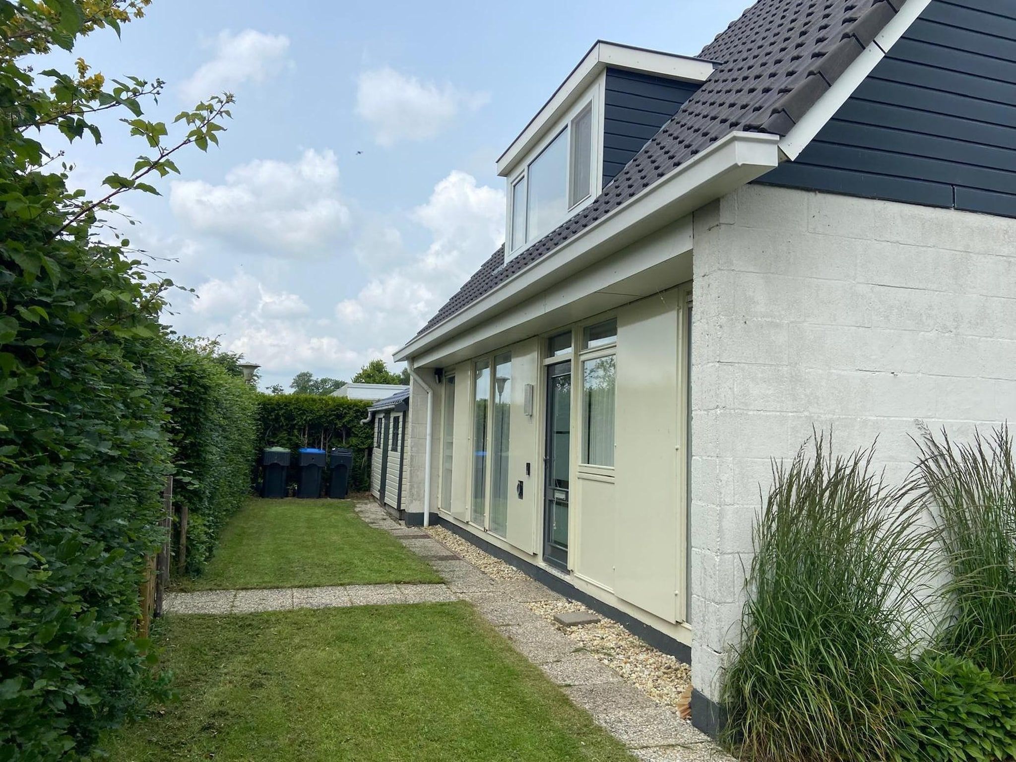 De buitenkant van Scharsterlaan 9 in Boornzwaag