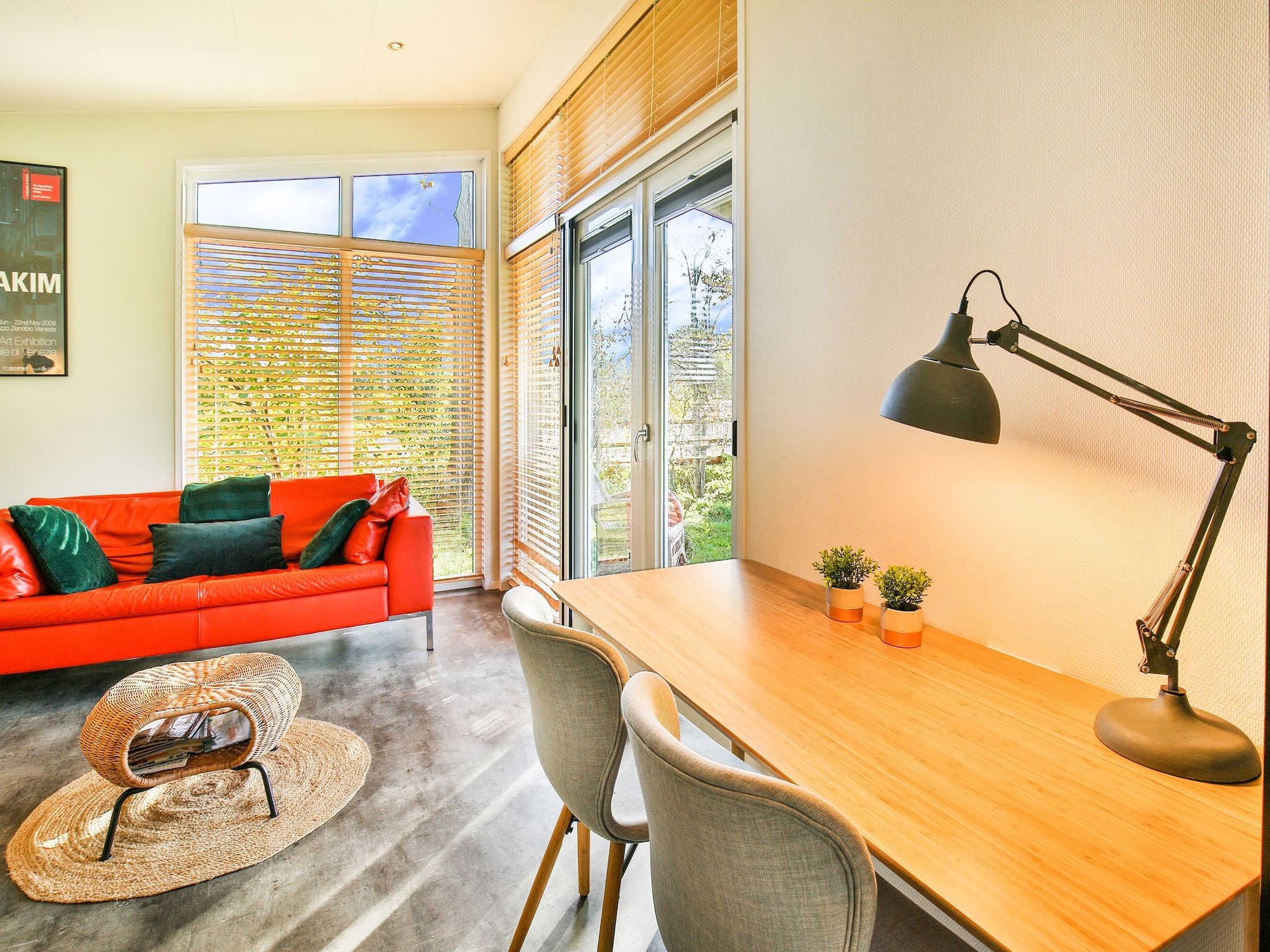 De woonkamer van Het Eikeltje in Tripscompagnie