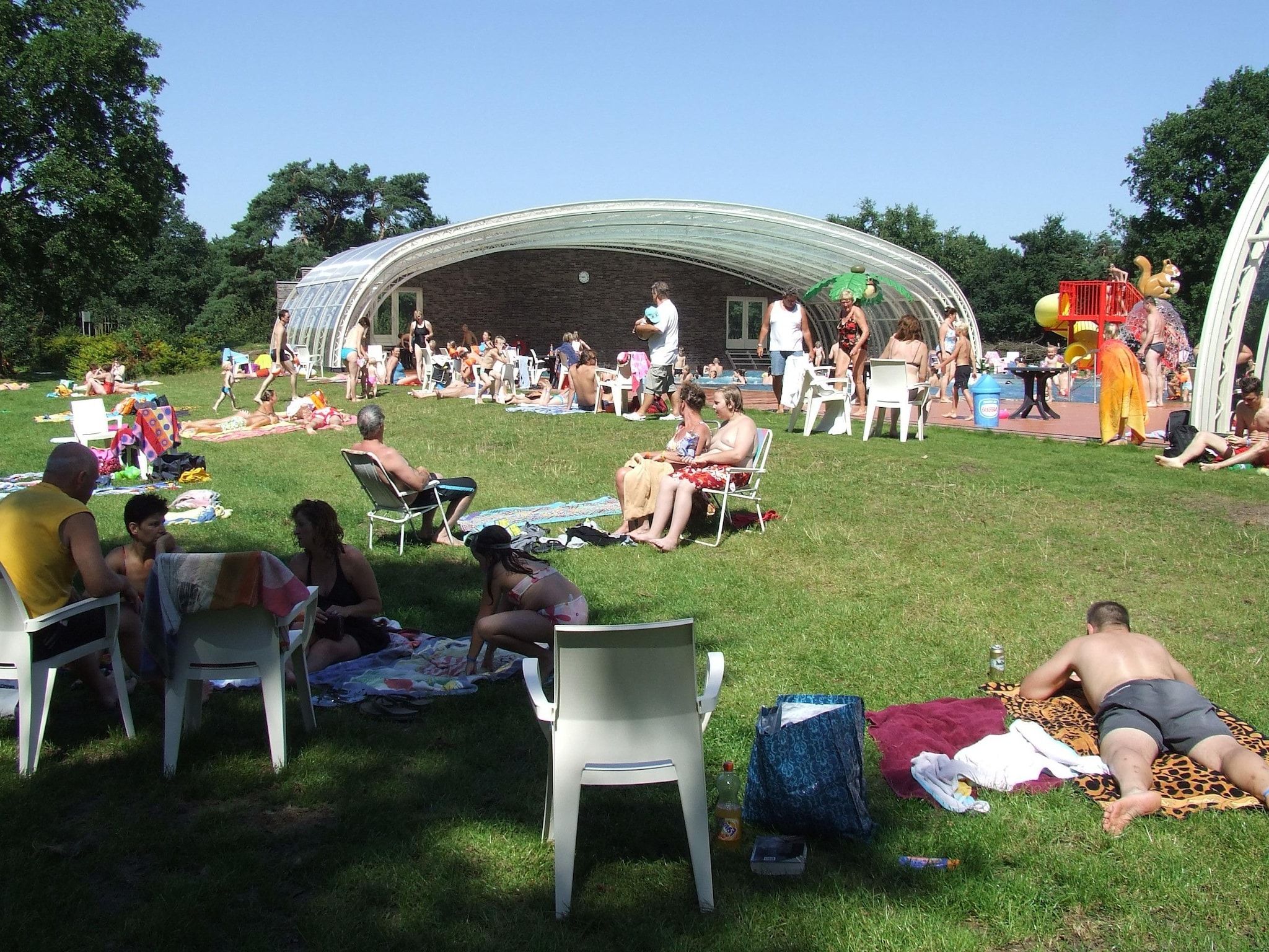 Parkfaciliteiten bij Vakantiepark Herperduin 16 in Herpen