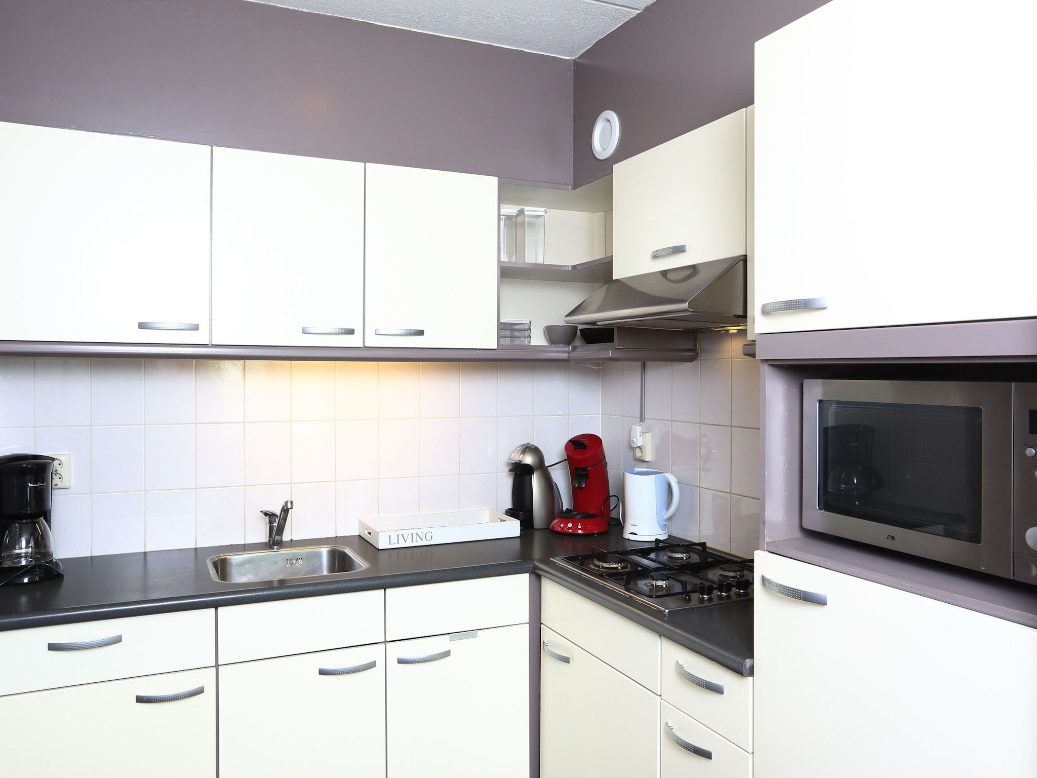 De keuken van Vakantiepark Emslandermeer 7 in Vlagtwedde