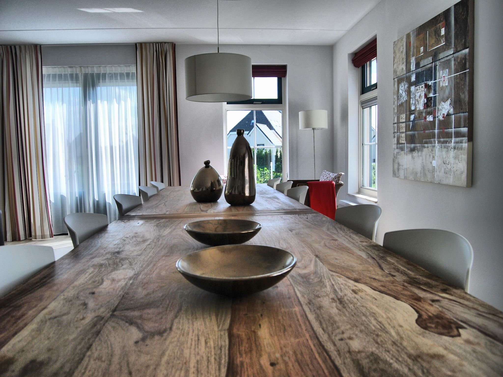 De eetkamer van Vakantiepark Emslandermeer 11 in Vlagtwedde