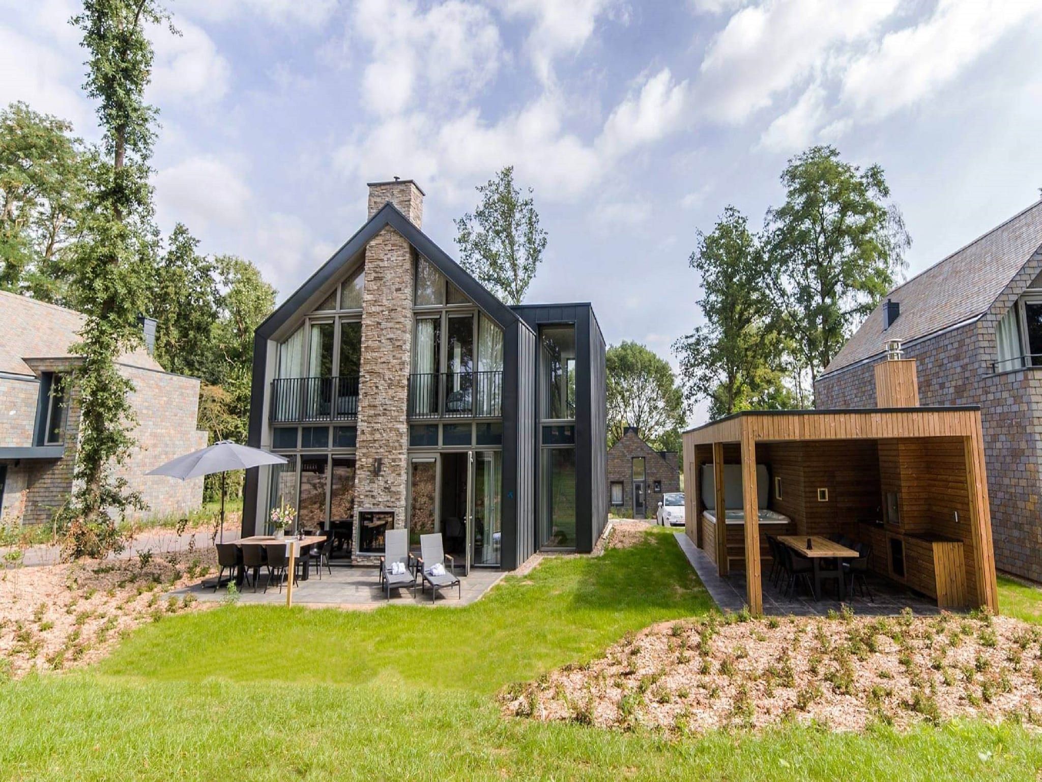 De buitenkant van Resort Maastricht 26 in Maastricht