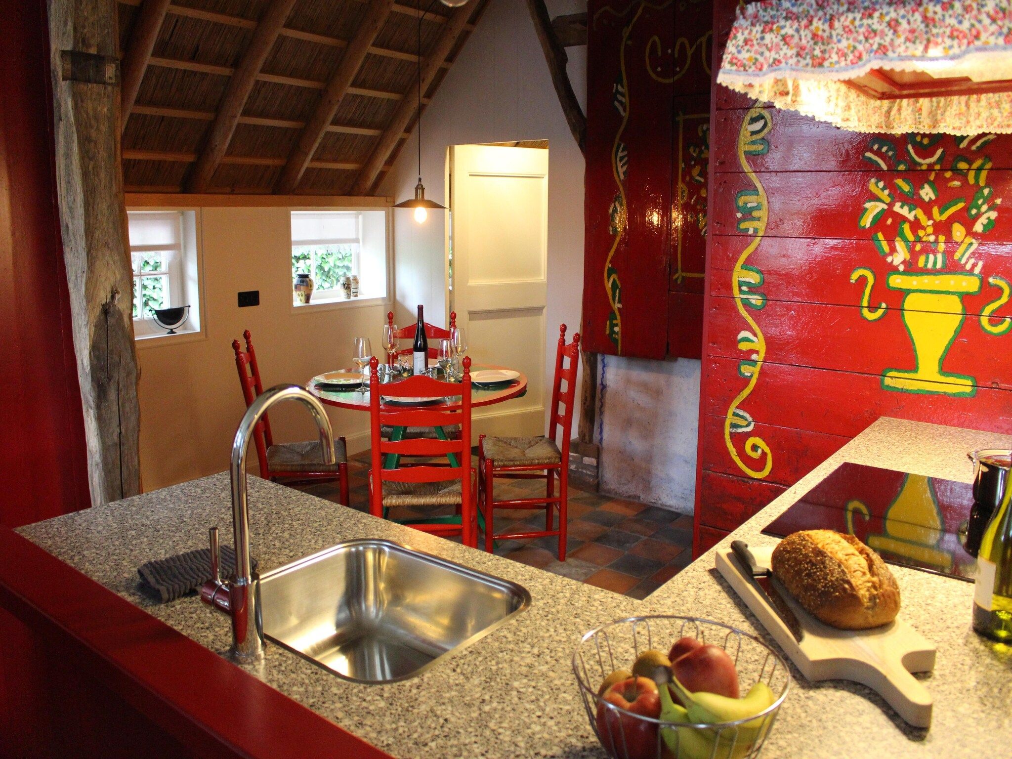 De keuken van woonboerderij in Staphorst voor 6 personen in Rouveen