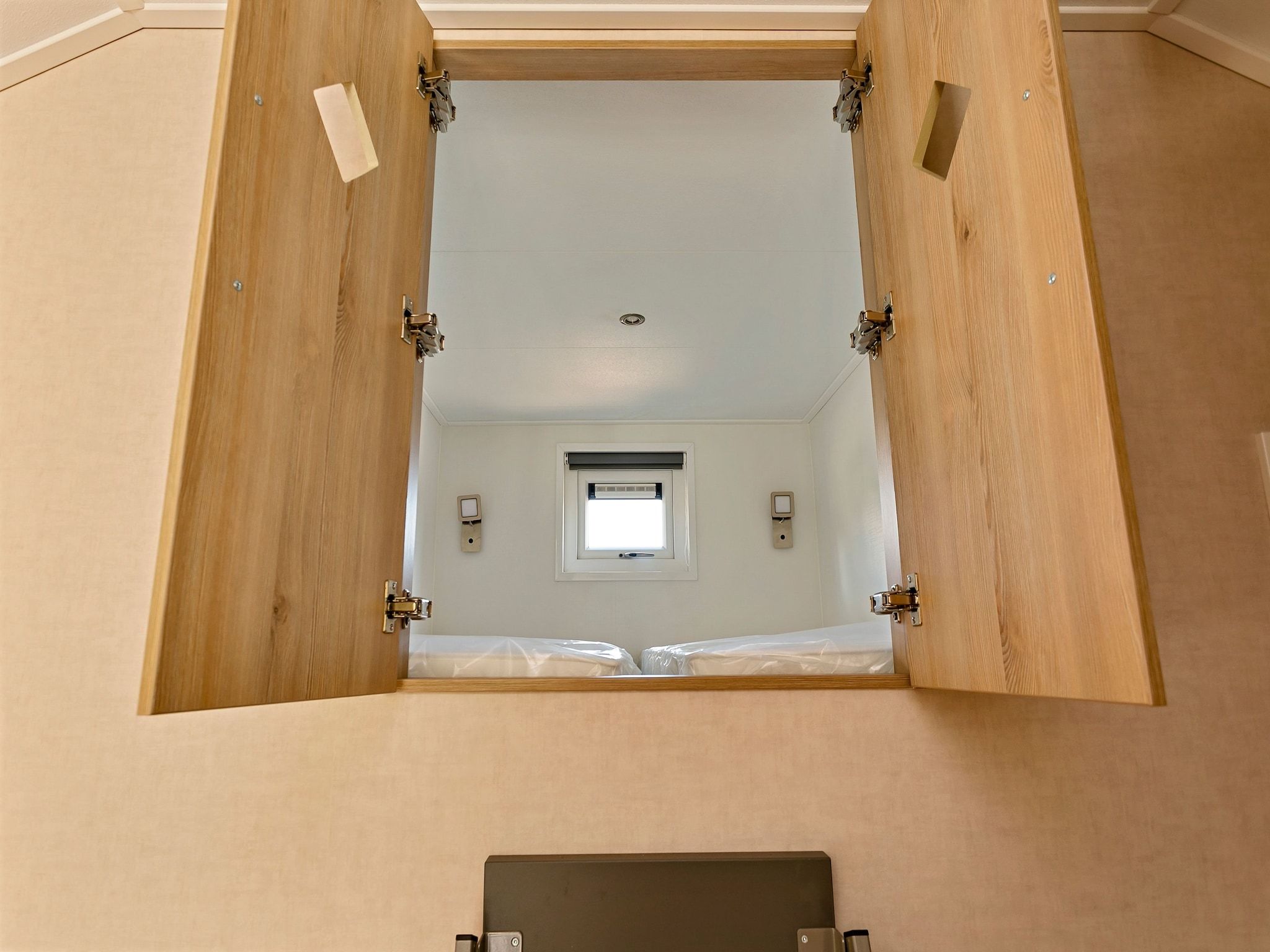 Een slaapkamer van Recreatiepark Tolplas 16 in Hoge Hexel