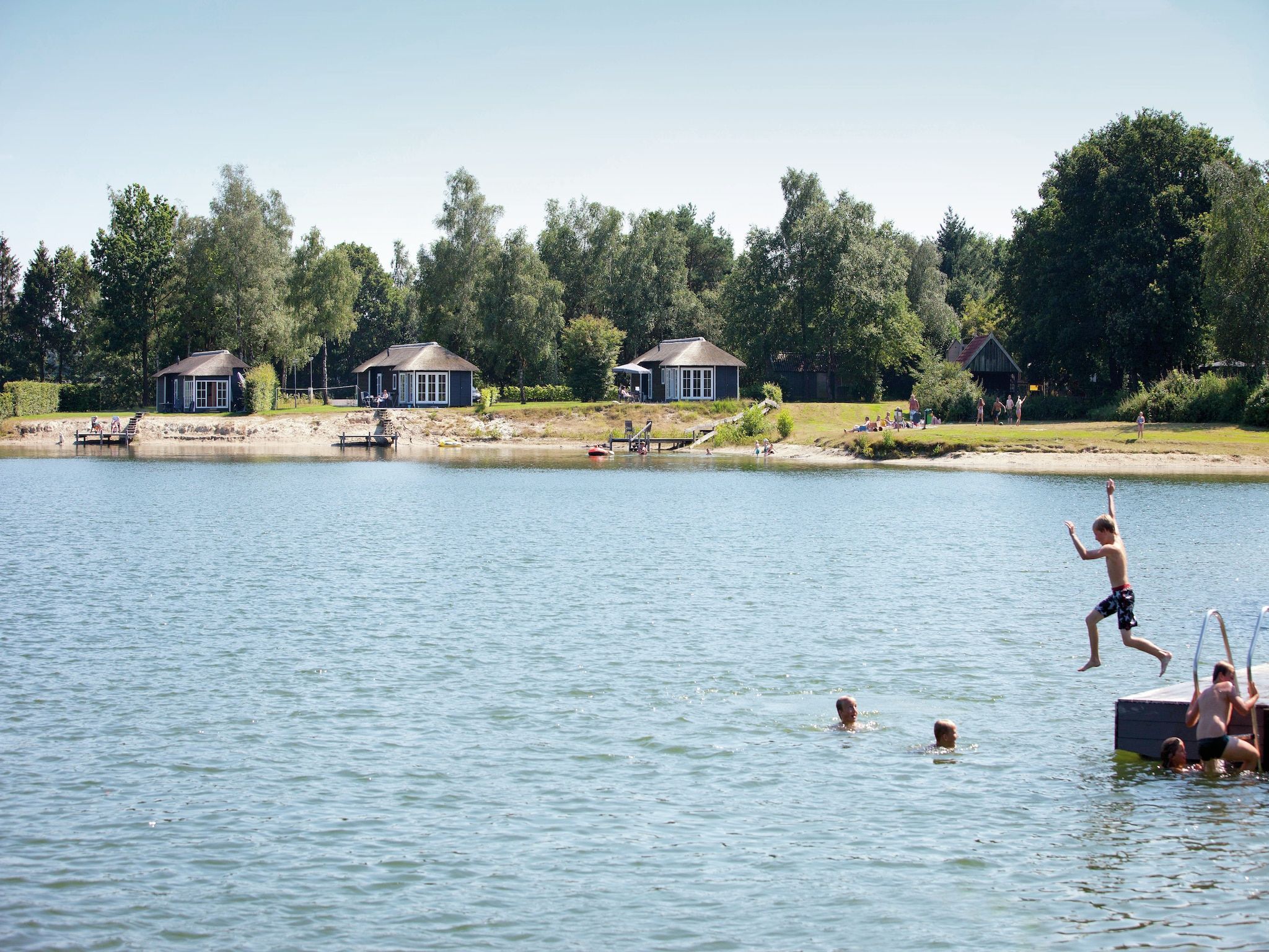 Sfeerbeeld van Recreatiepark Tolplas 16 in Hoge Hexel