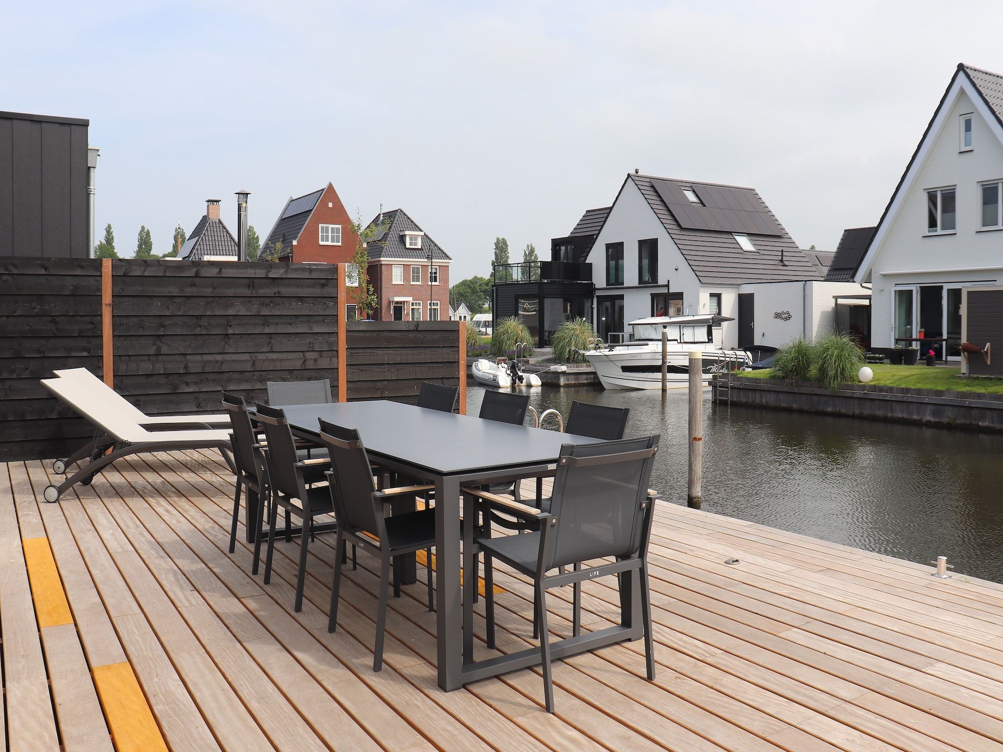 Het terras van Us winsk in Stavoren