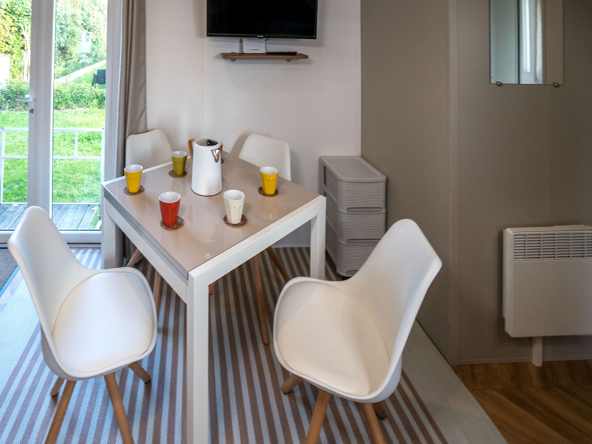 De eetkamer van Ocean Dreams Oostkapelle Zeeland M55 in Oostkapelle