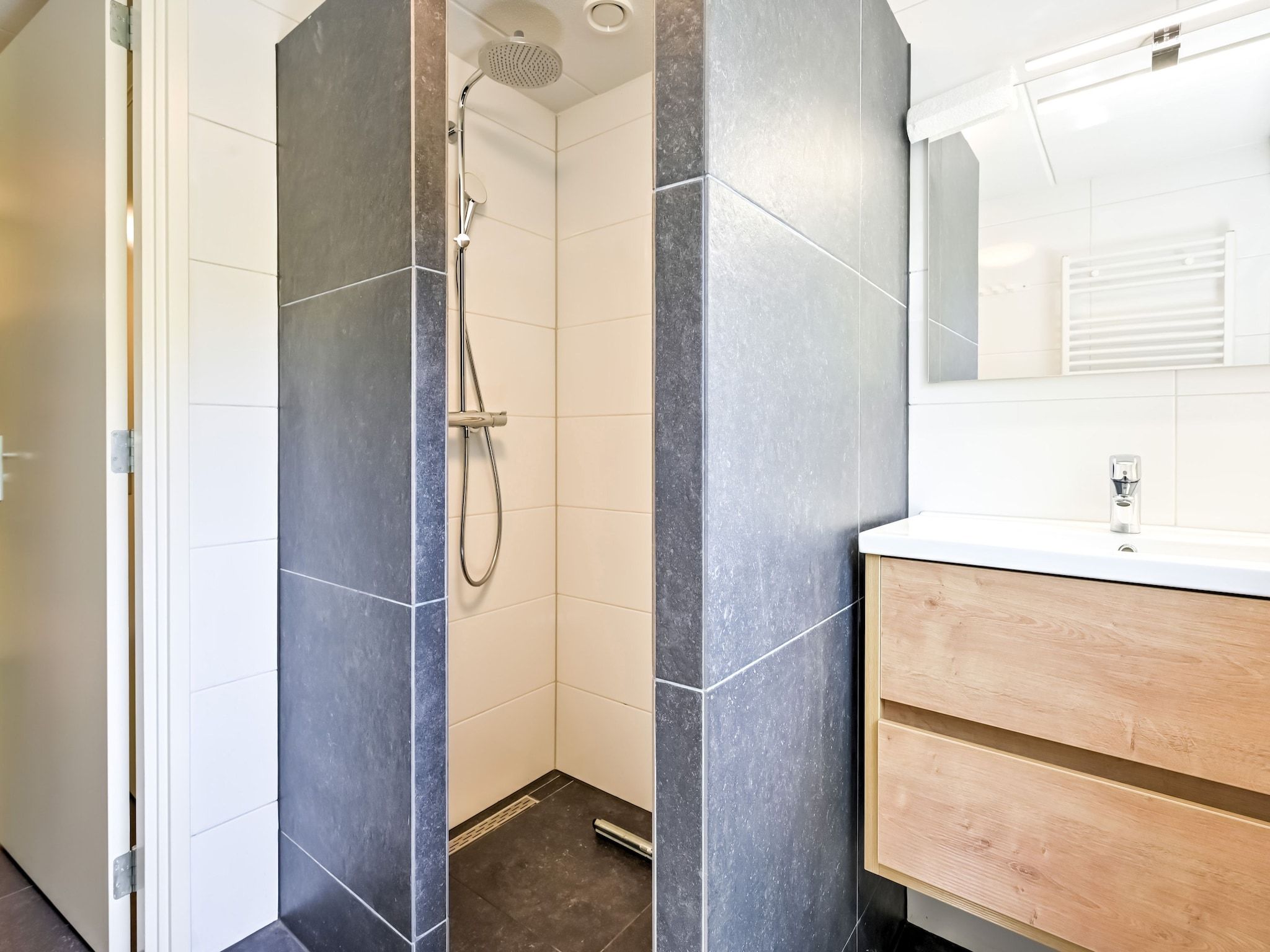 De badkamer van Uitzicht in Reutum