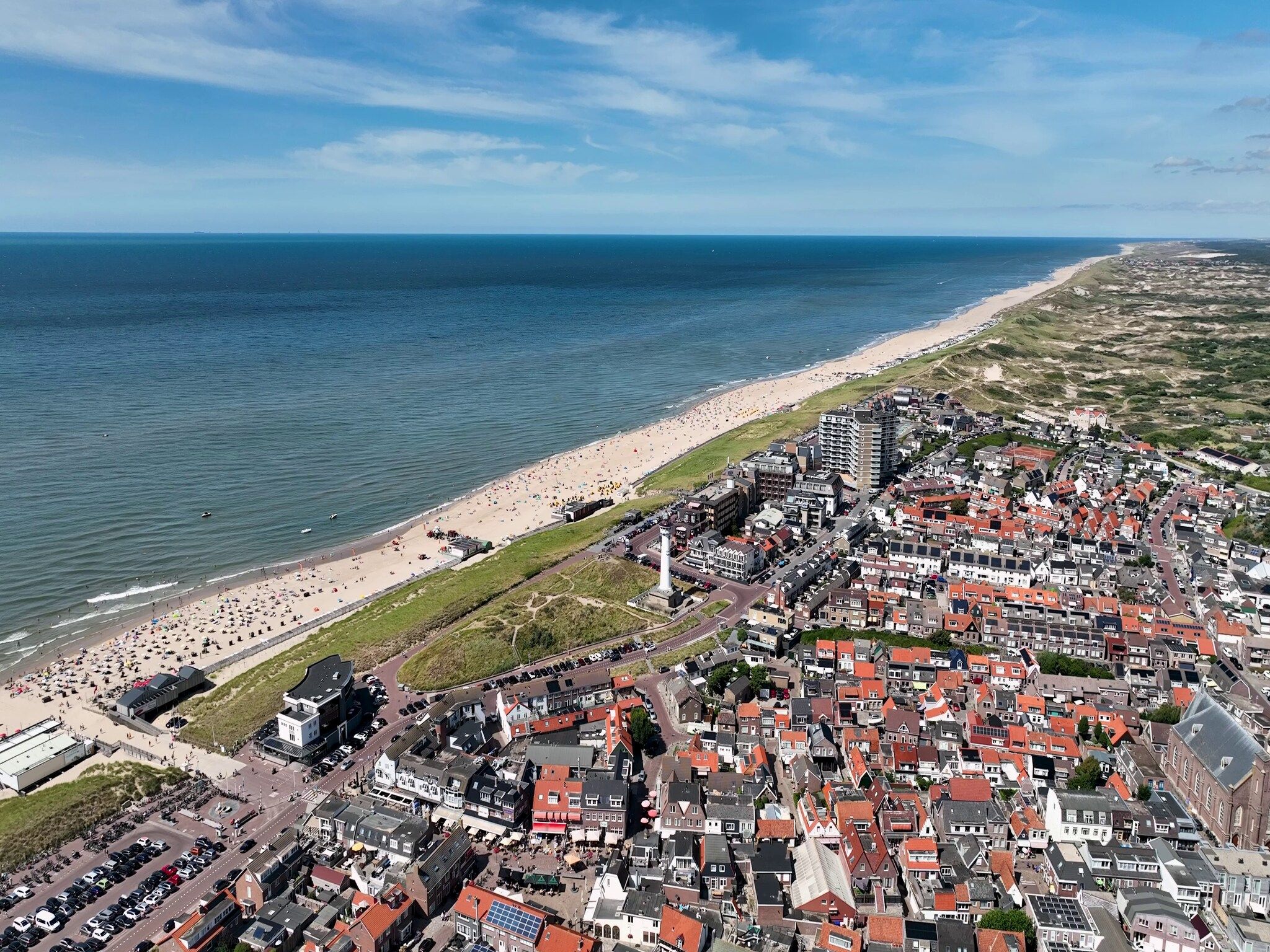 De buitenkant van Residentie de Graaf van Egmont 12 in Egmond aan zee