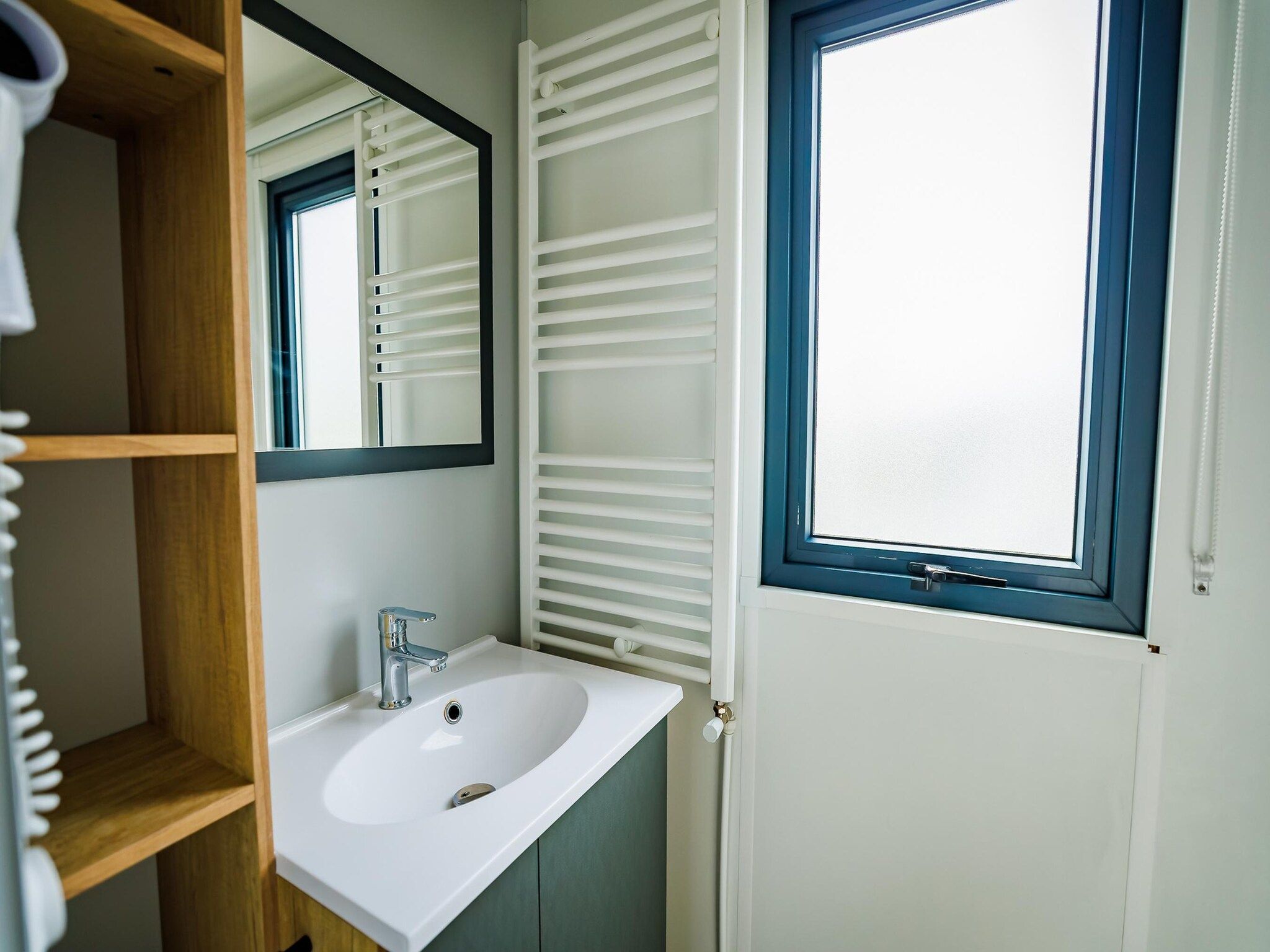 De badkamer van Vakantiepark Eiland van Maurik 7 in Maurik