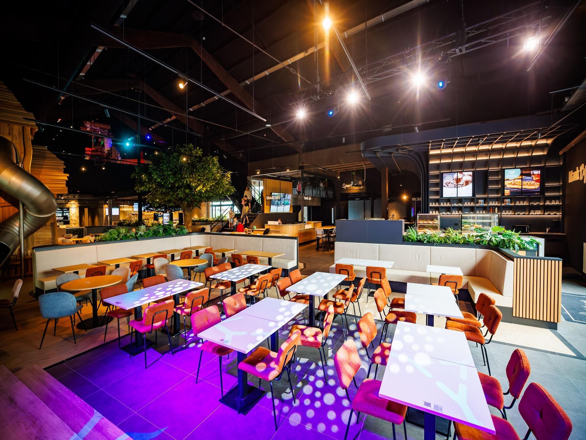 Voorzieningen bij Vakantiepark Eiland van Maurik 8 in Maurik