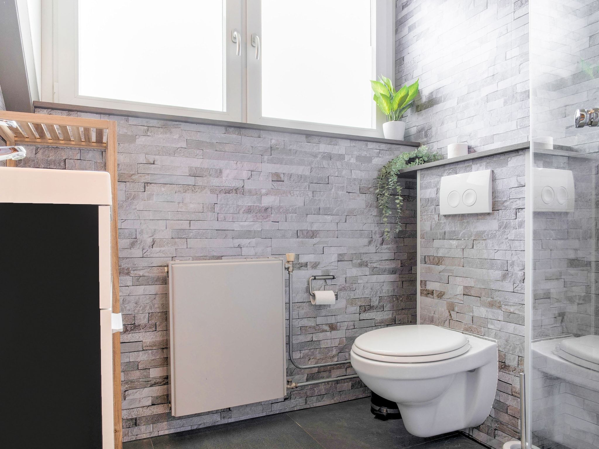 De badkamer van De Wingerd 10P in Ulestraten